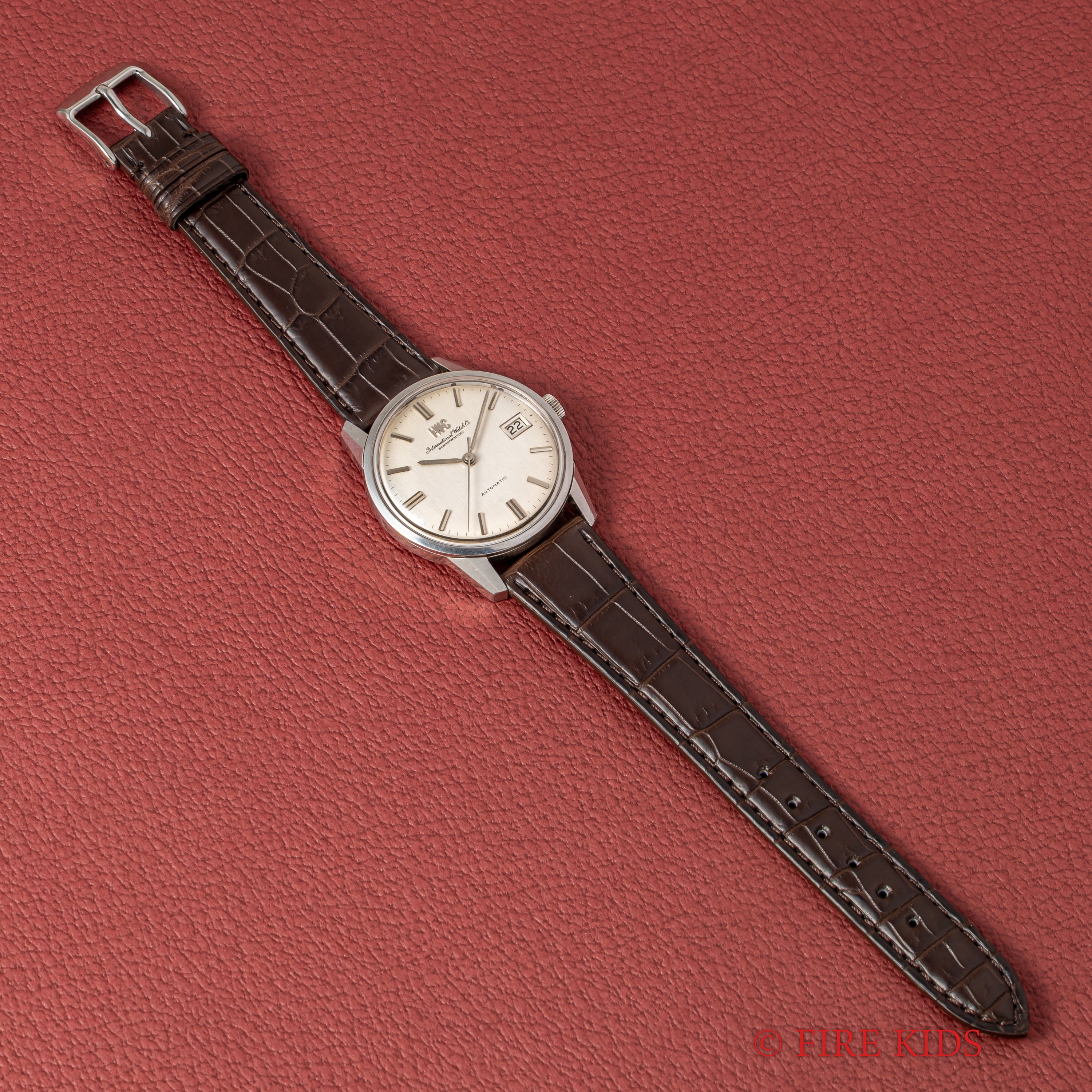 IWC 1972年製 ラウンドケース ペラトン式自動巻き Cal.8541B R810A お魚リューズ