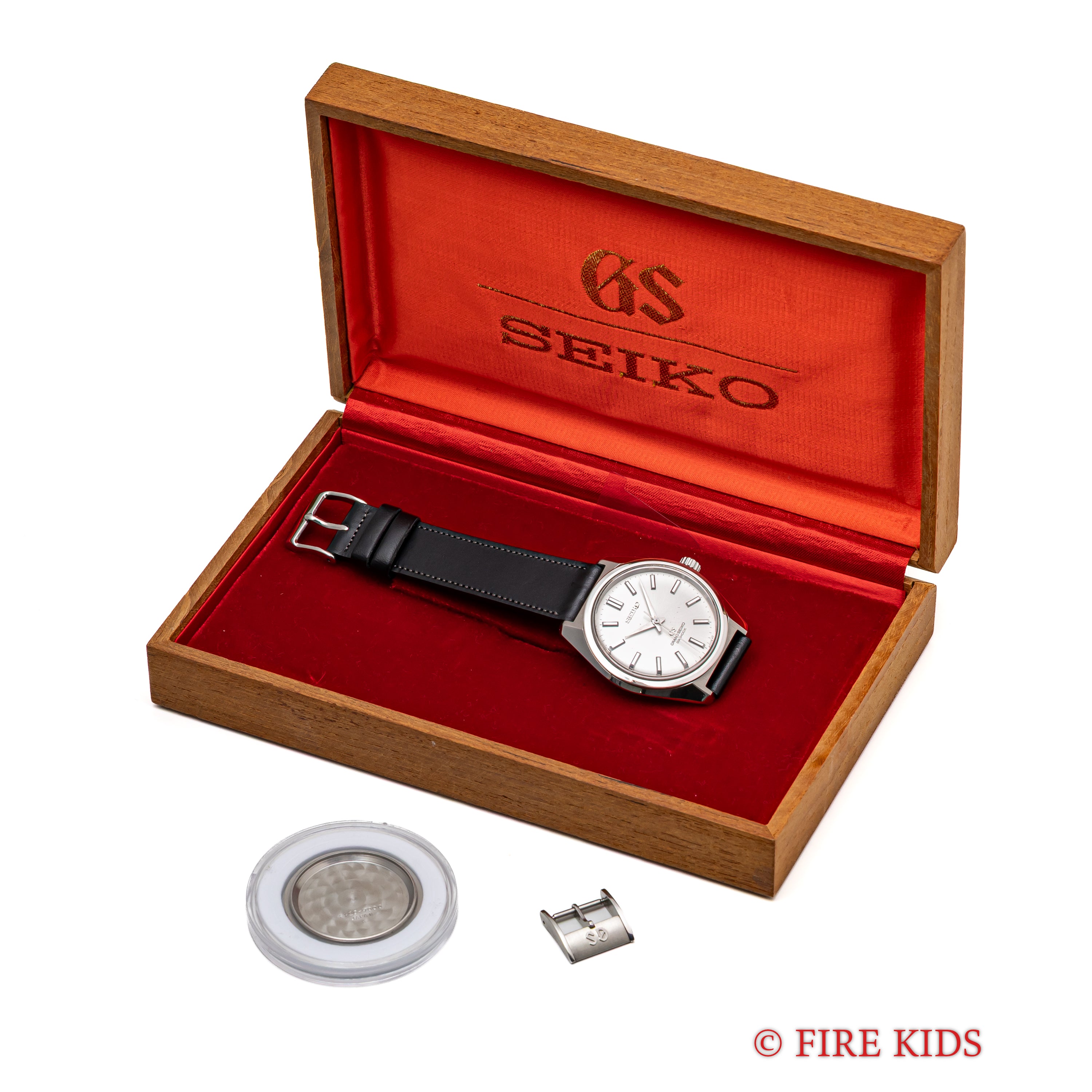 グランドセイコー 手巻き 1967年製 44GS 後期 Ref.4420-9000 スケルトン裏蓋 桐箱、純正尾錠付き