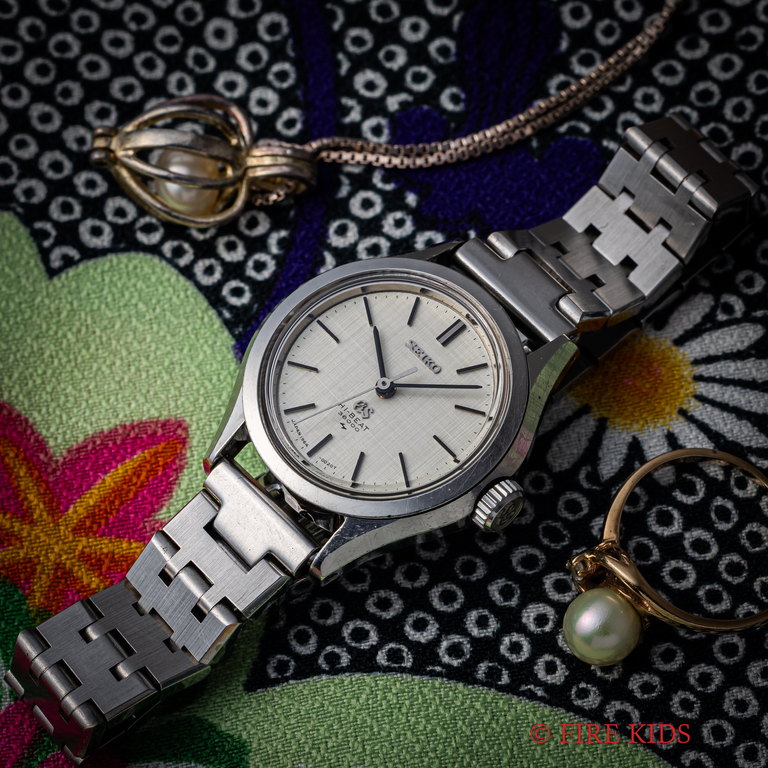 グランドセイコー レディース  手巻き リネンダイヤル ノンデイト 1970年製 Ref.1964-0020