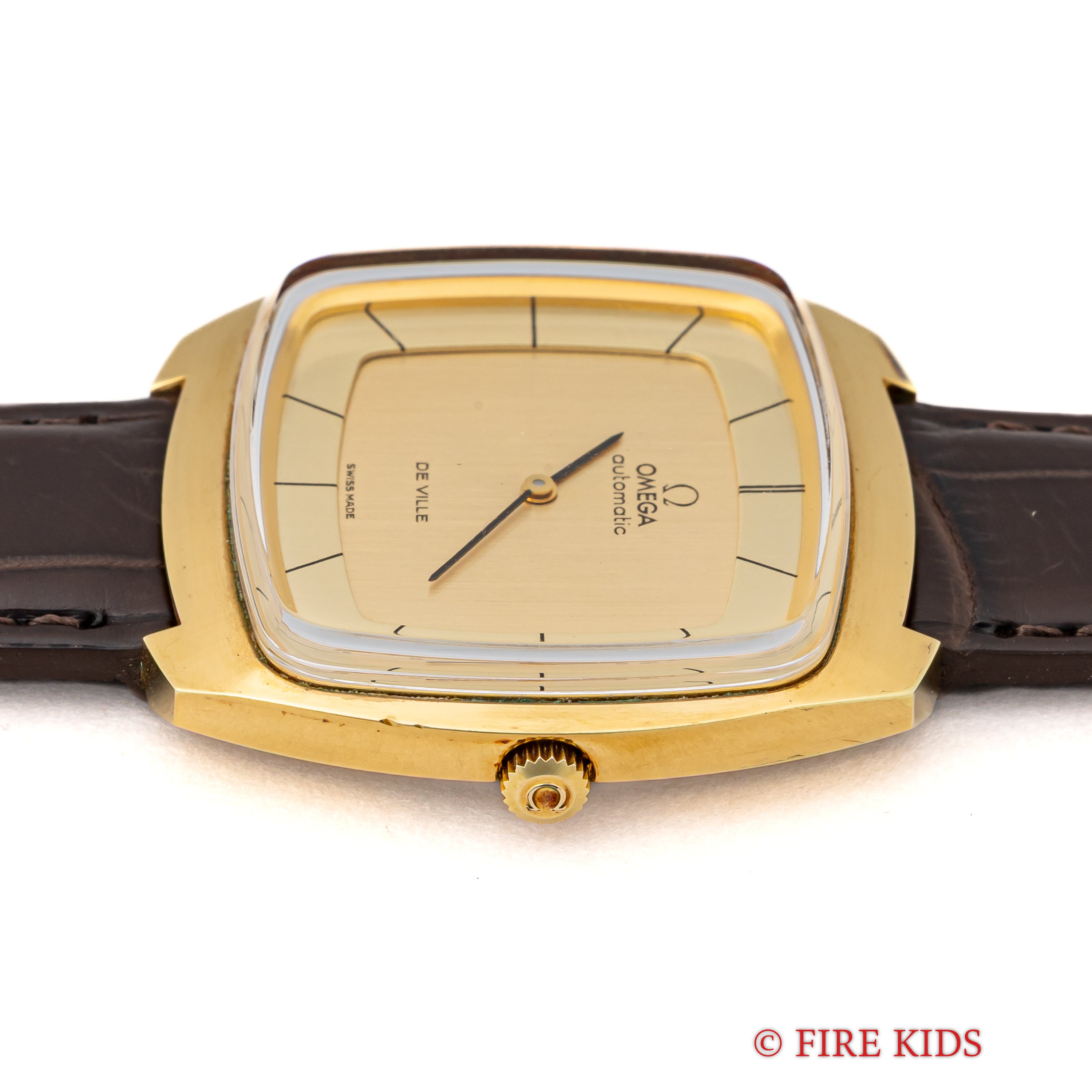 オメガ デ・ヴィル TVスクリーン ツートンダイヤル トップゴールド 1973年製 自動巻 Cal.711 Ref.151.0051 箱付き