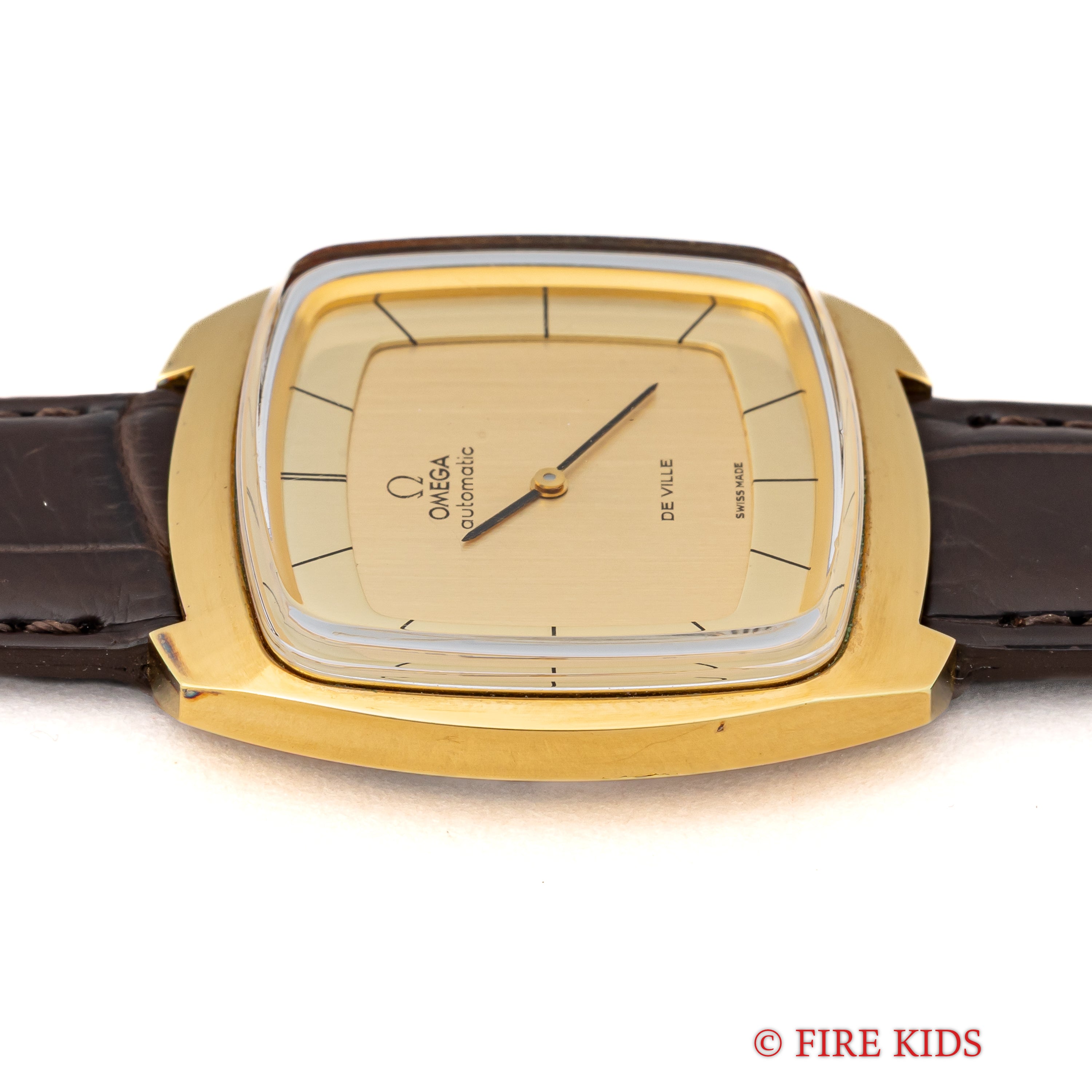 オメガ デ・ヴィル TVスクリーン ツートンダイヤル トップゴールド 1973年製 自動巻 Cal.711 Ref.151.0051 箱付き