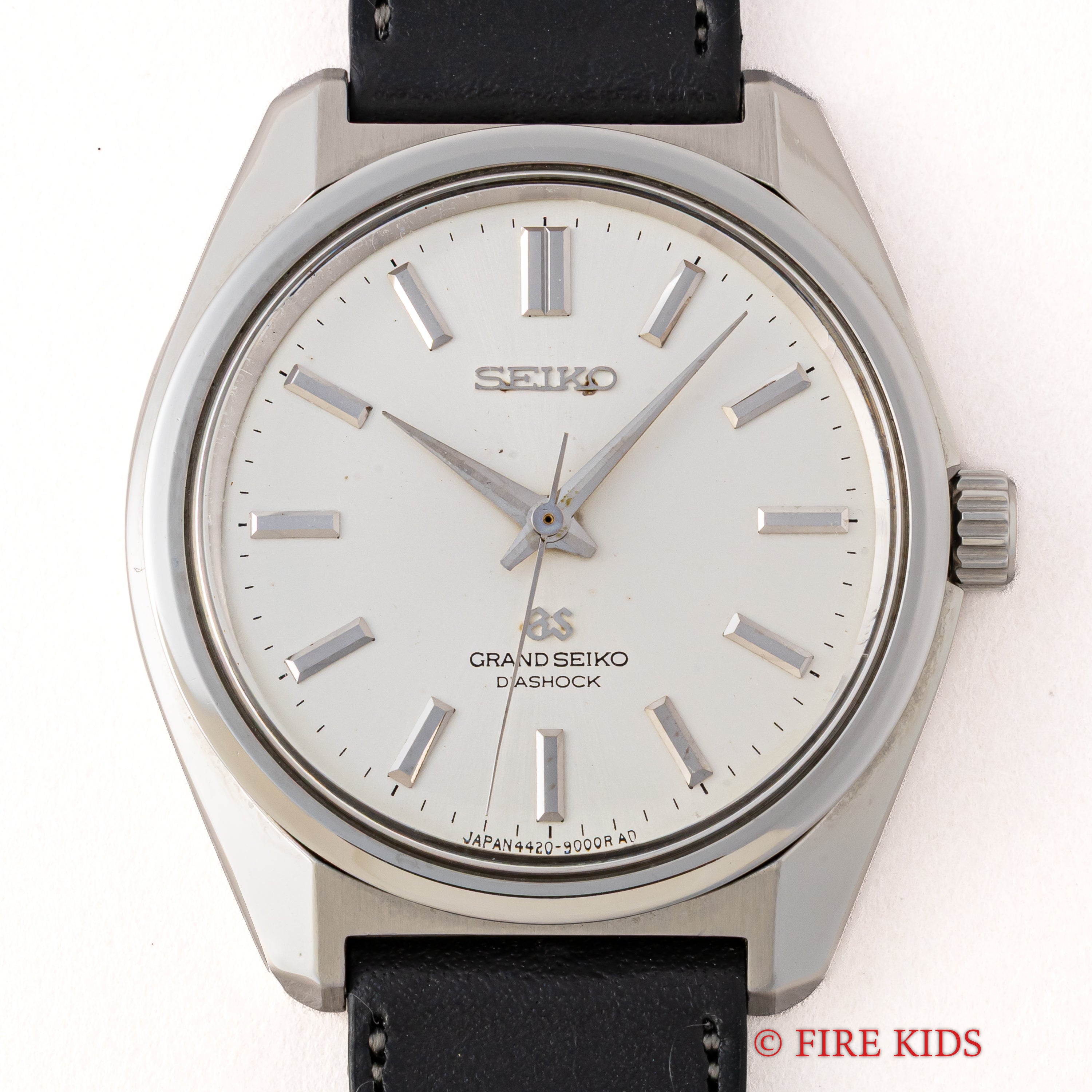 グランドセイコー 手巻き 1967年製 44GS 後期 Ref.4420-9000 スケルトン裏蓋 桐箱、純正尾錠付き