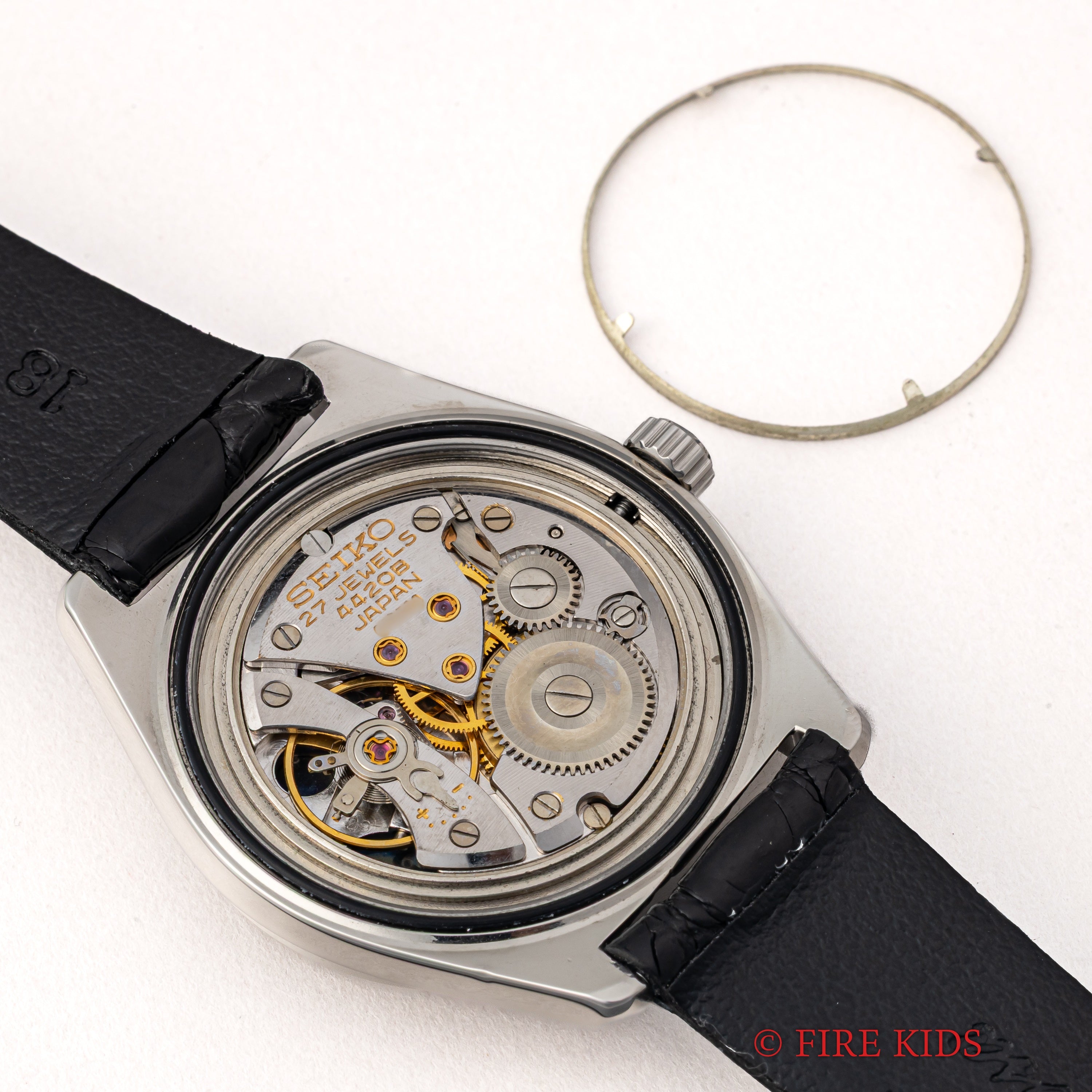 グランドセイコー 手巻き 1967年製 44GS 後期 Ref.4420-9000 セイコースタイルケース