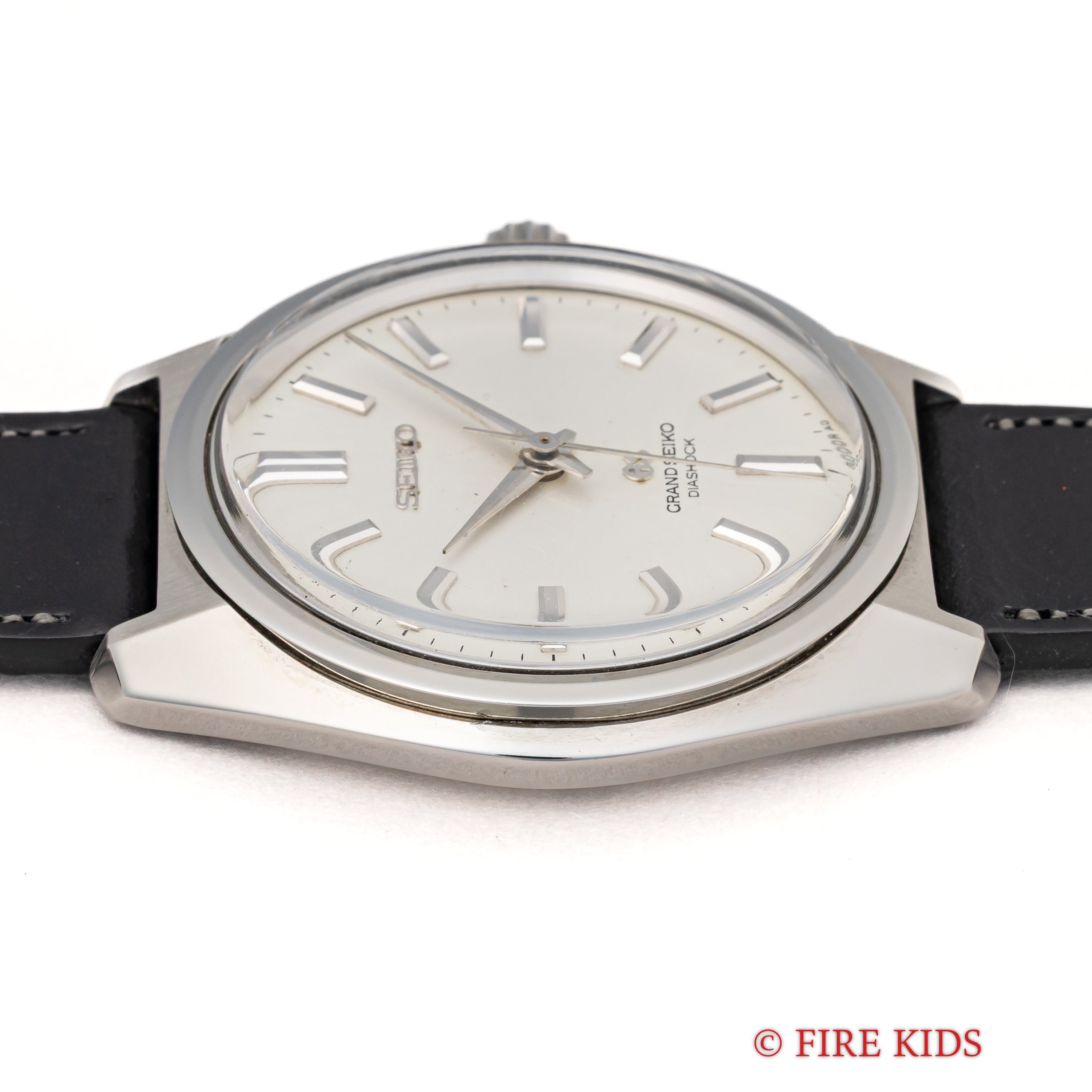 グランドセイコー 手巻き 1967年製 44GS 後期 Ref.4420-9000 スケルトン裏蓋 桐箱、純正尾錠付き