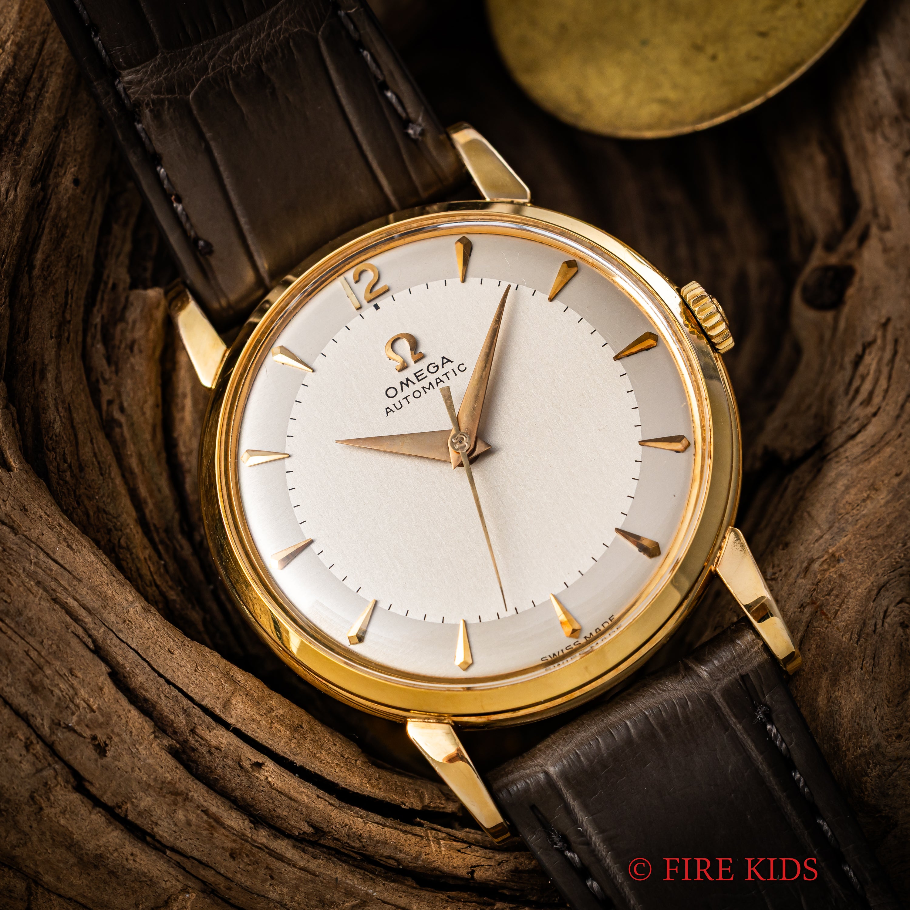 オメガ 1956年製 ツートンダイヤル Ref.2865 3SC 80ミクロンGP 全回転ローター自動巻 Cal.501