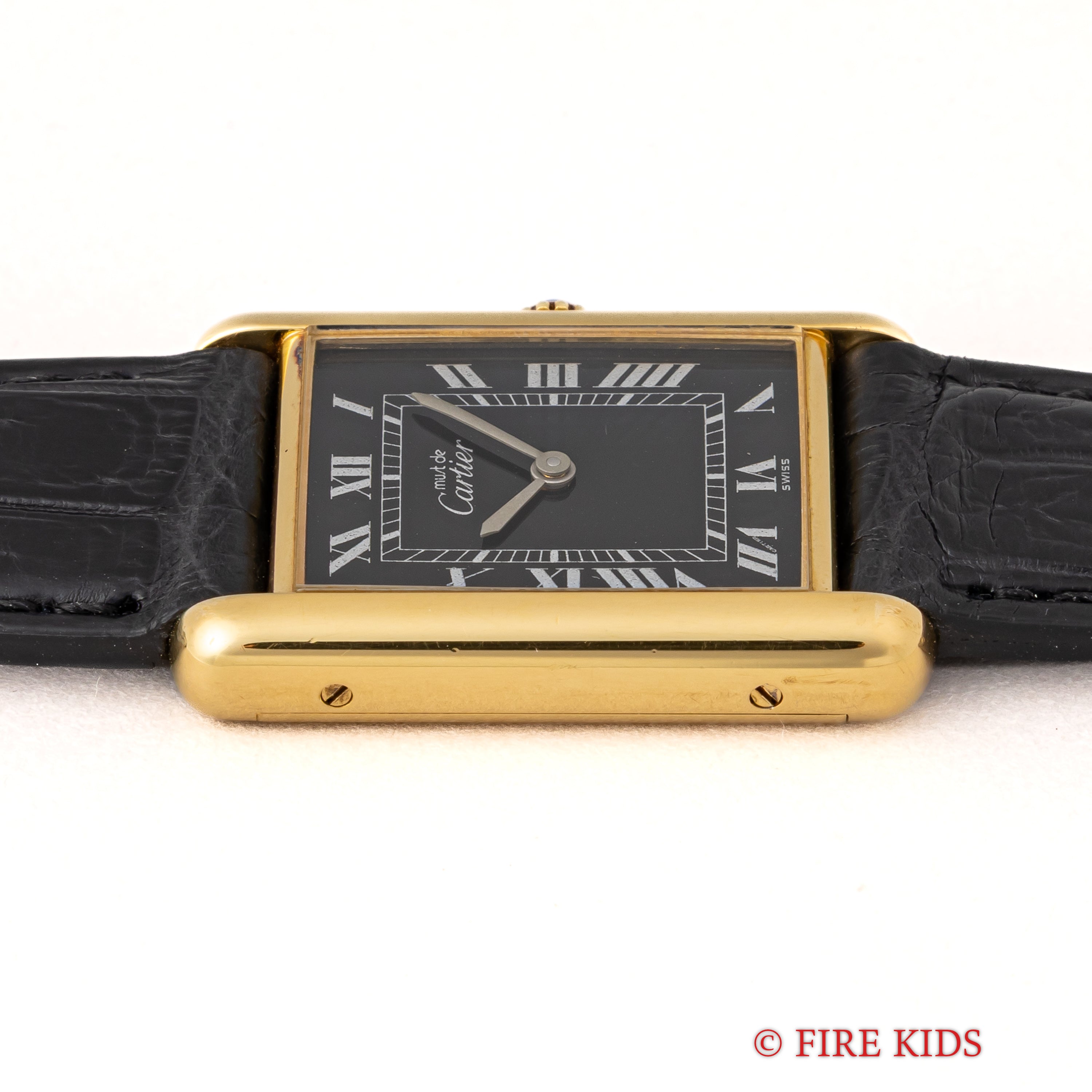 カルティエ マストタンク 1980年代製 LMサイズ ブラックローマンダイヤル 純正尾錠、箱、ギャラ付き