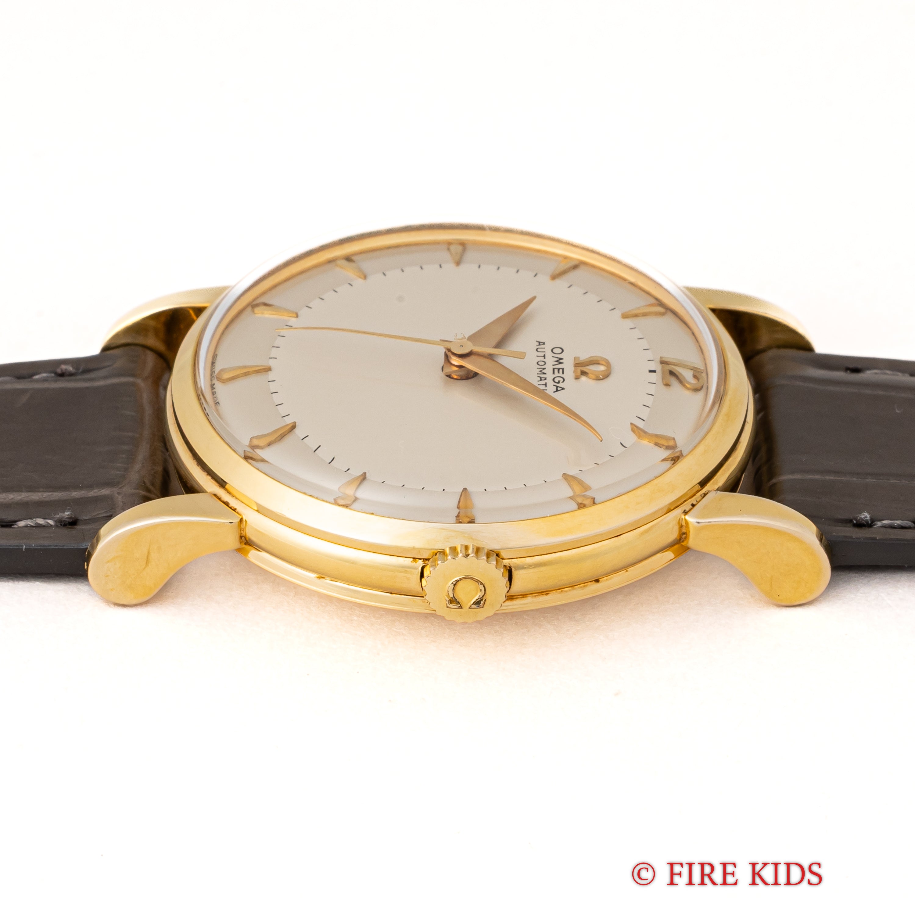 オメガ 1956年製 ツートンダイヤル Ref.2865 3SC 80ミクロンGP 全回転ローター自動巻 Cal.501