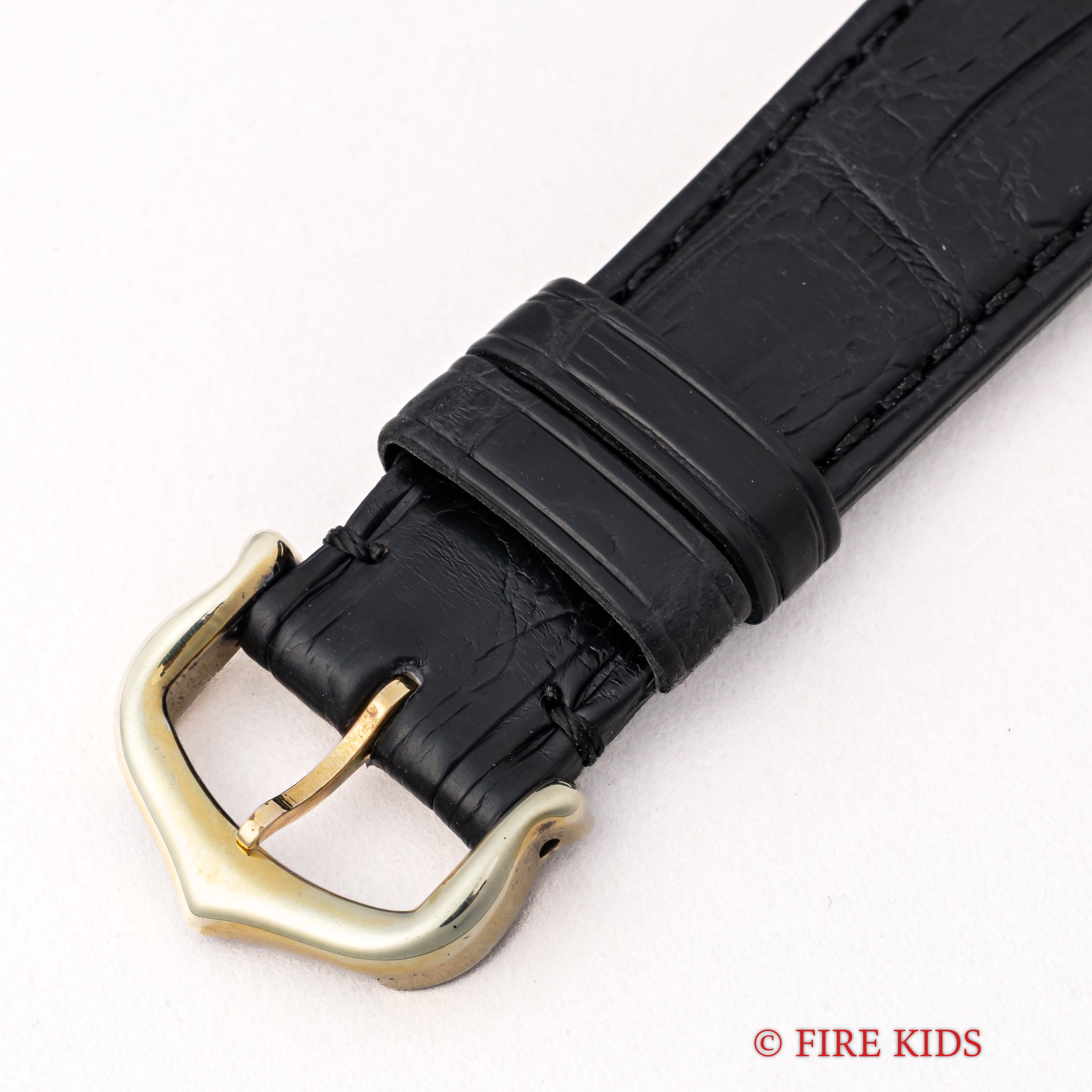 カルティエ マストタンク 1980年代製 LMサイズ ブラックローマンダイヤル 純正尾錠、箱、ギャラ付き