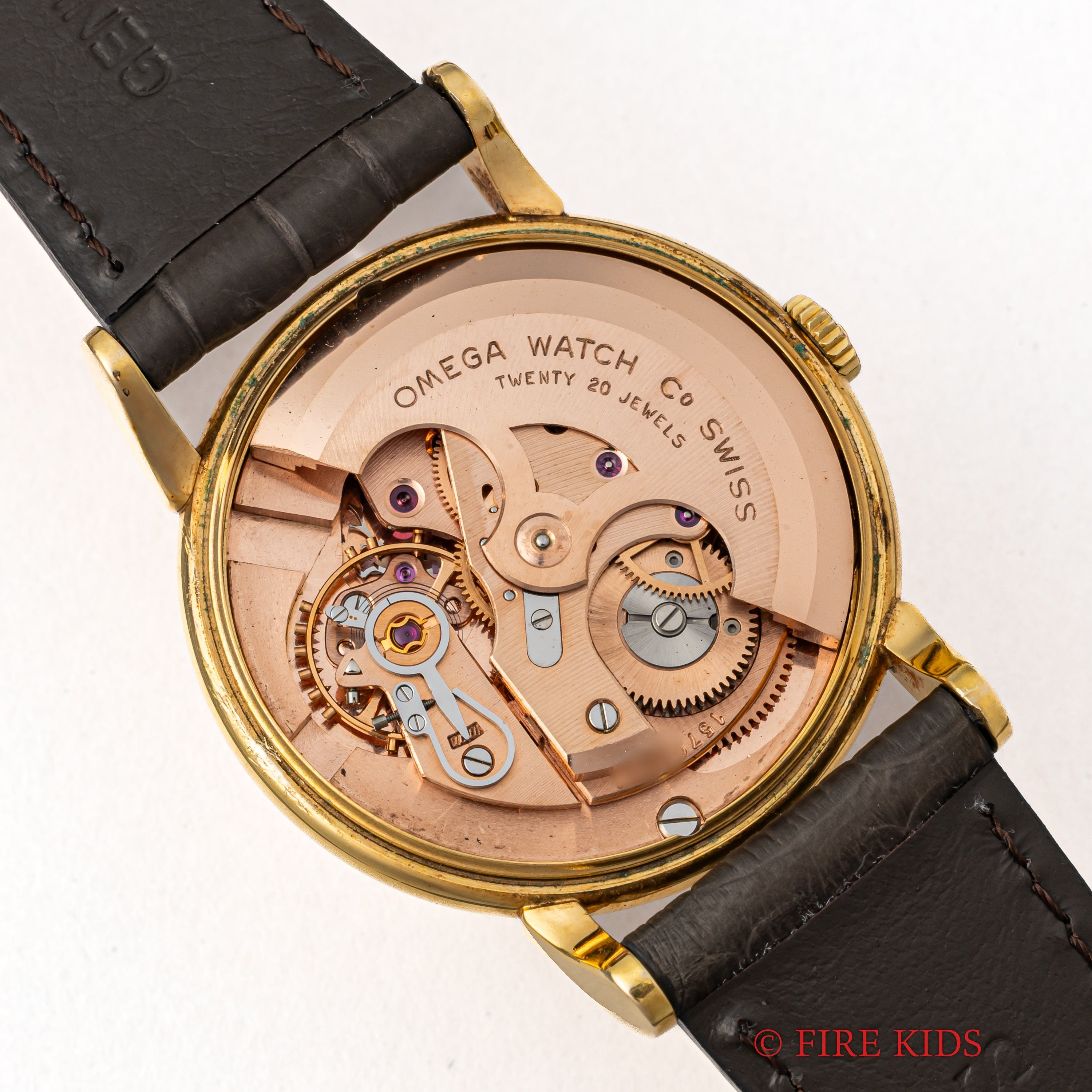 オメガ 1956年製 ツートンダイヤル Ref.2865 3SC 80ミクロンGP 全回転ローター自動巻 Cal.501