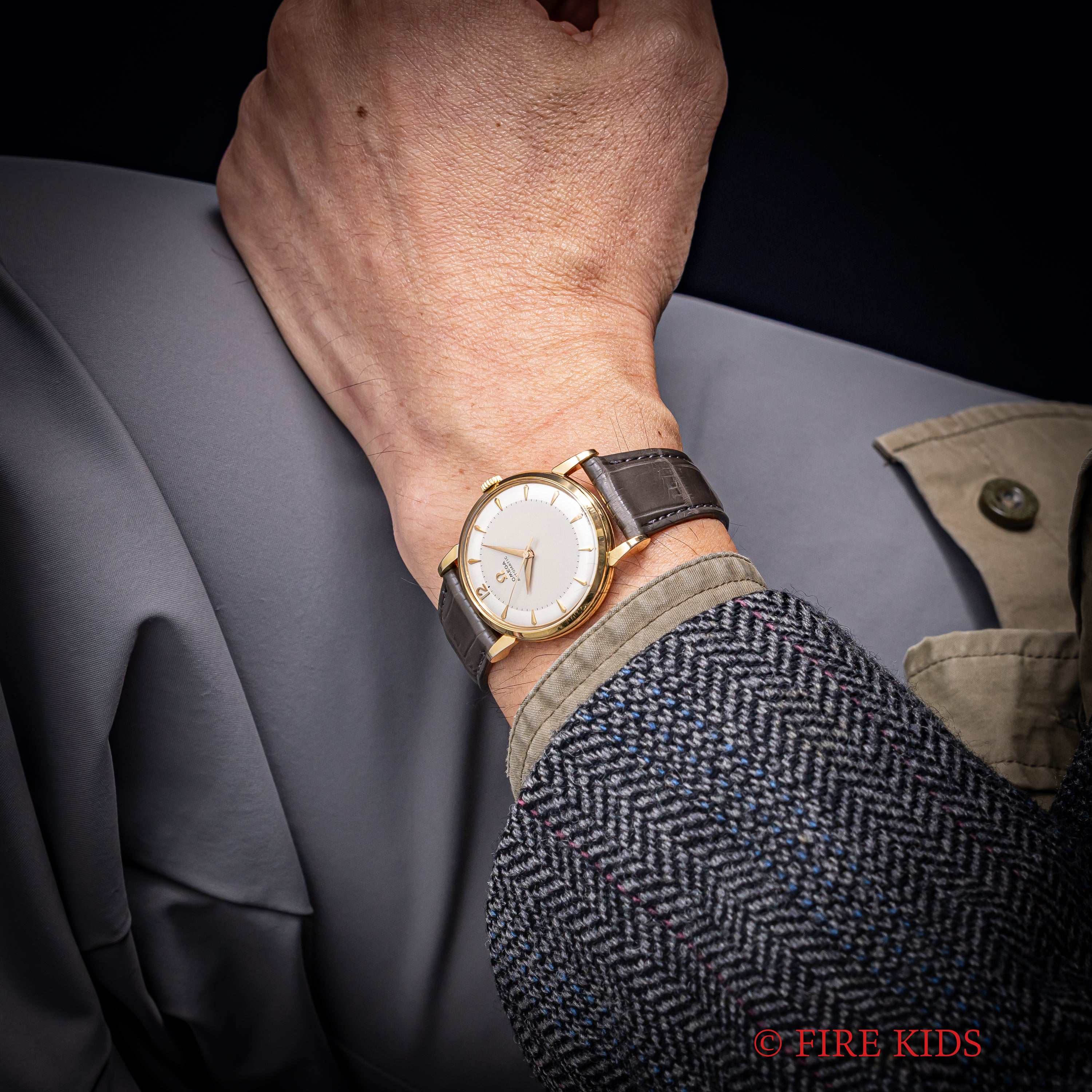 オメガ 1956年製 ツートンダイヤル Ref.2865 3SC 80ミクロンGP 全回転ローター自動巻 Cal.501