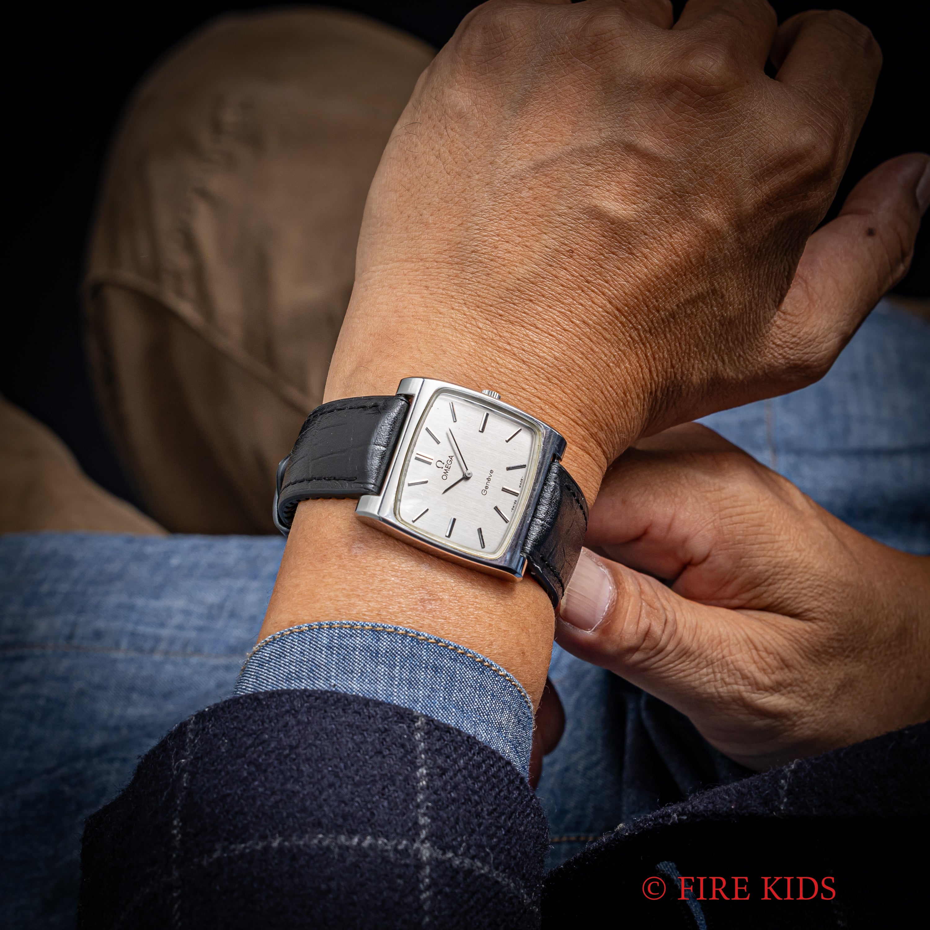 オメガ ジュネーブ TVスクリーン ツートンダイヤル 1972年製 手巻 Cal.620 Ref.111.0109