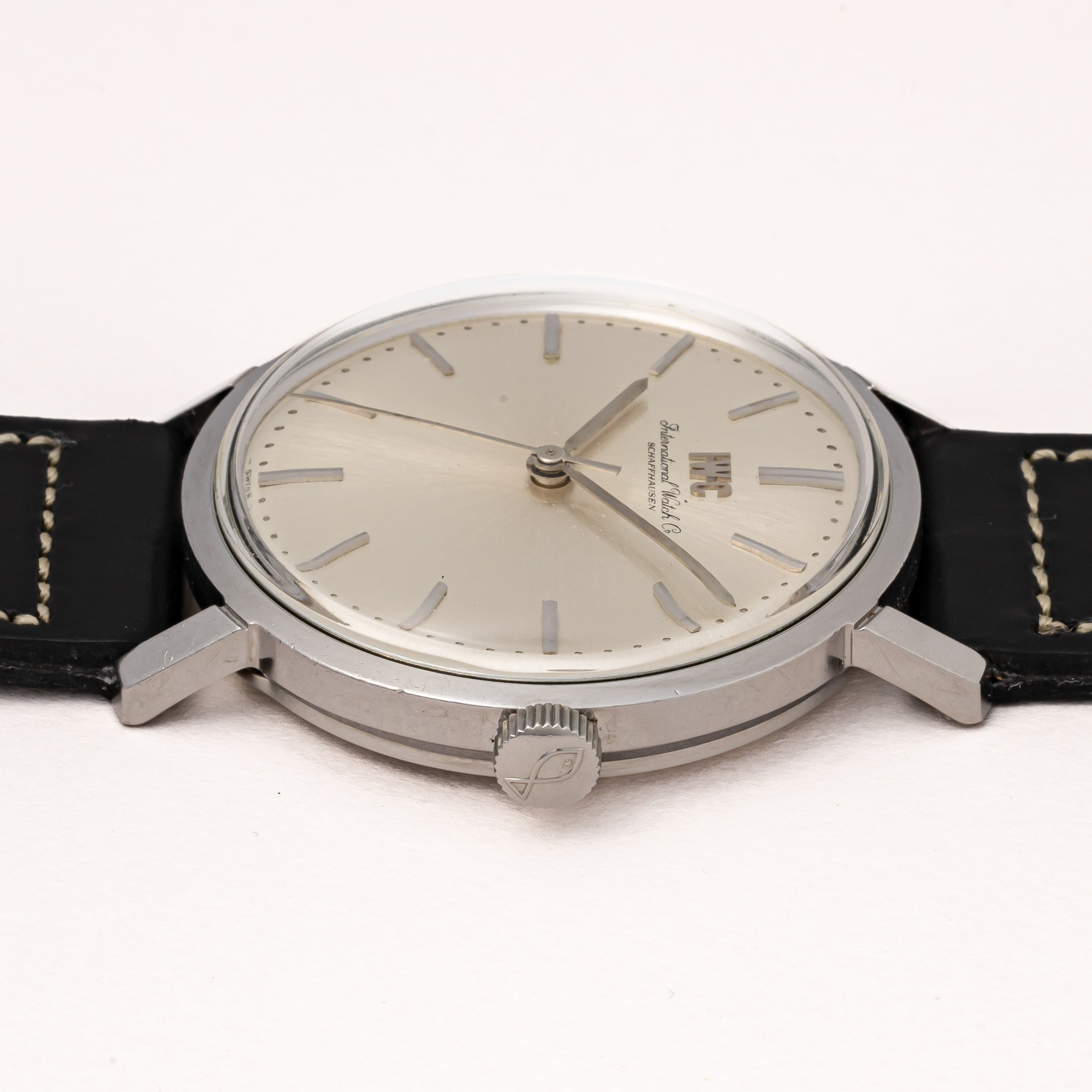 IWC ラウンドケース 1970年製 Ref.1818 手巻き Cal.89 シルバーダイヤル