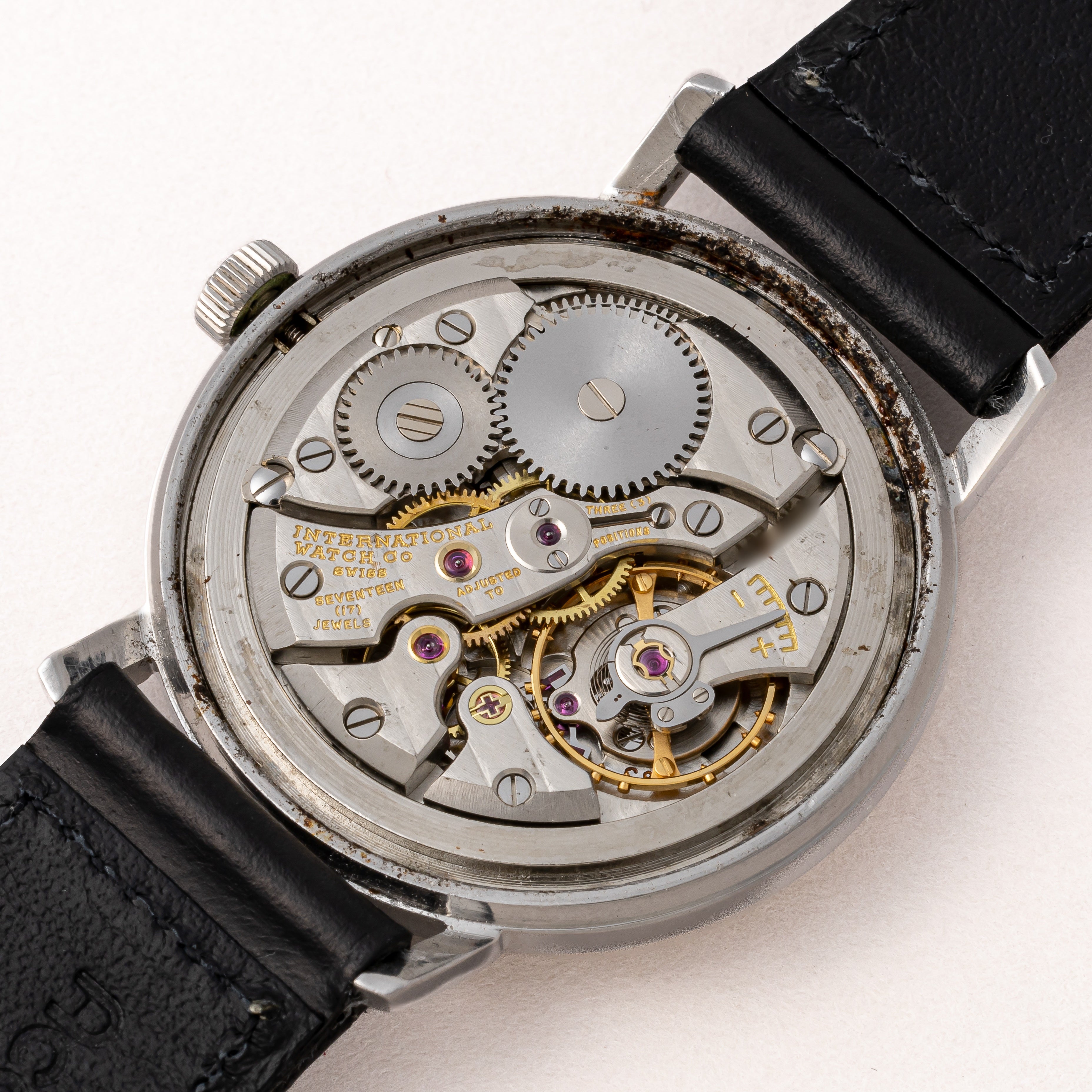 IWC ラウンドケース 1970年製 Ref.1818 手巻き Cal.89 シルバーダイヤル