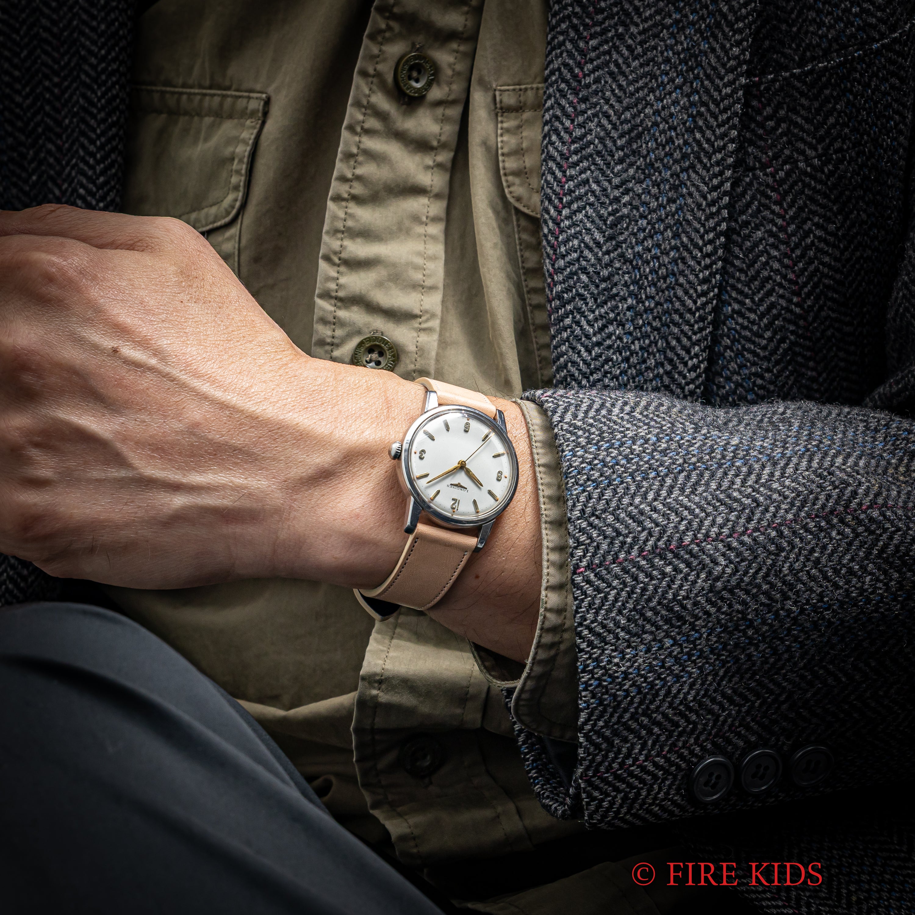 ロンジン ラウンド 飛びアラビアダイアル Ref.7177-1