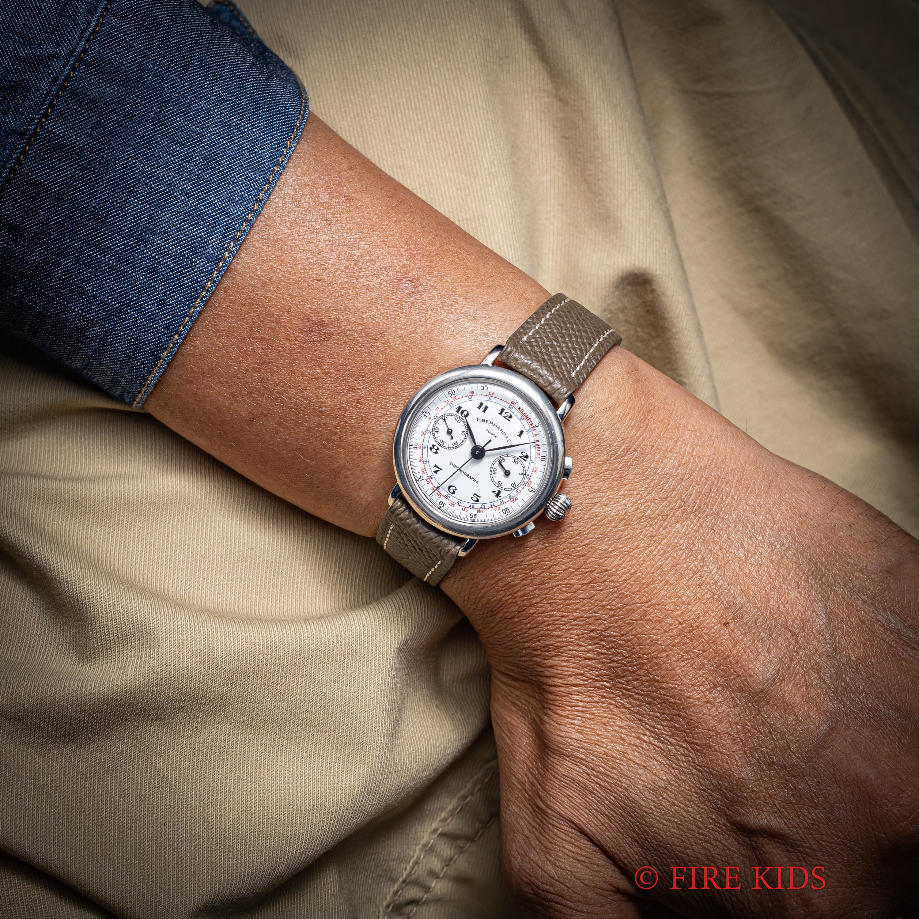 エベラール 2レジスタークロノグラフ 銀無垢ケース 1990年代製 手巻 Cal.レマニア1872 純正尾錠