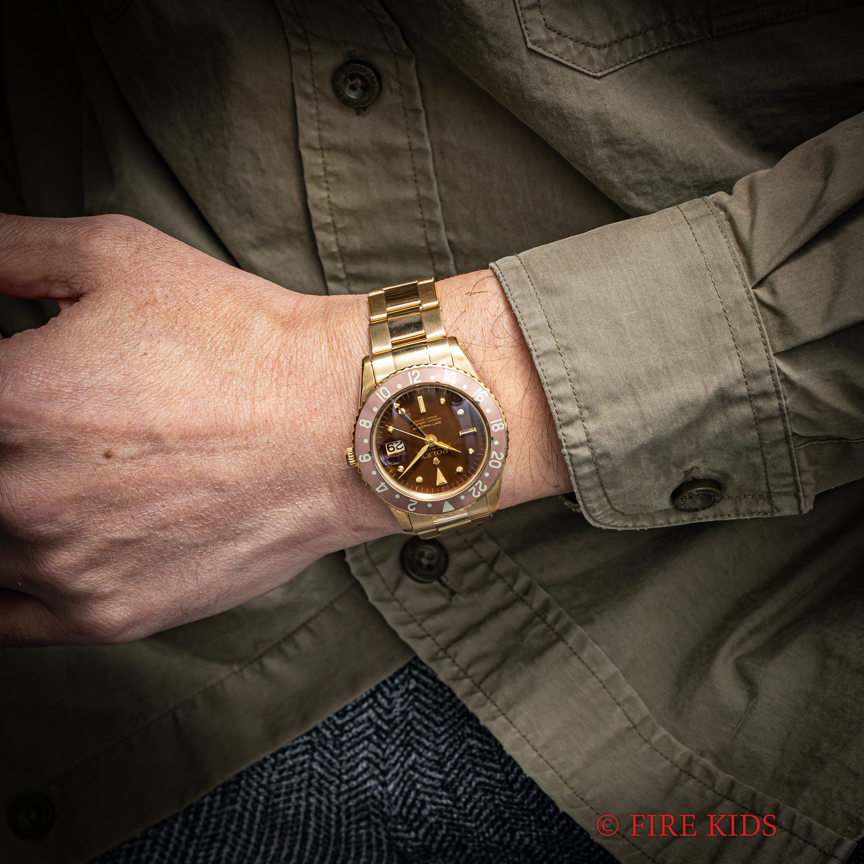 ロレックス 18金無垢GMTマスター Ref.1675 1964年製 ガードレス 茶ツボ ドーフィンハンド 純正金無垢リベットブレス