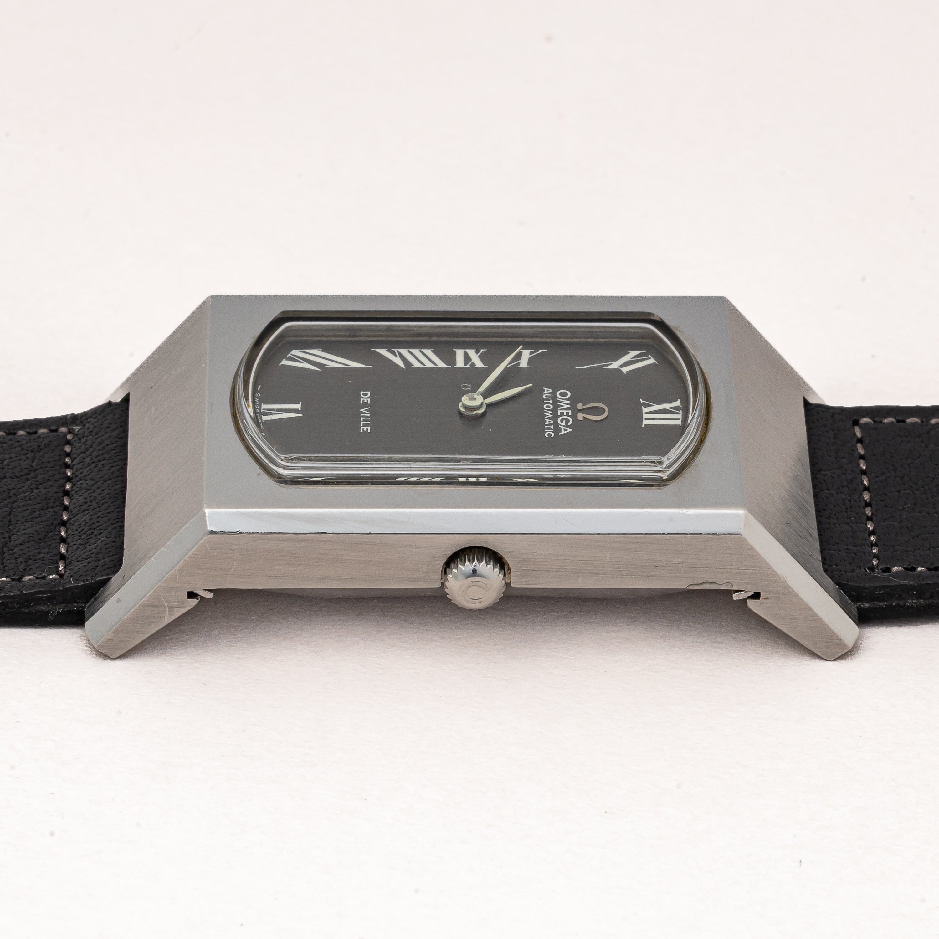 オメガ デ・ヴィル 1972年製 レクタンギュラー 自動巻 グレーダイヤル Ref.155.006