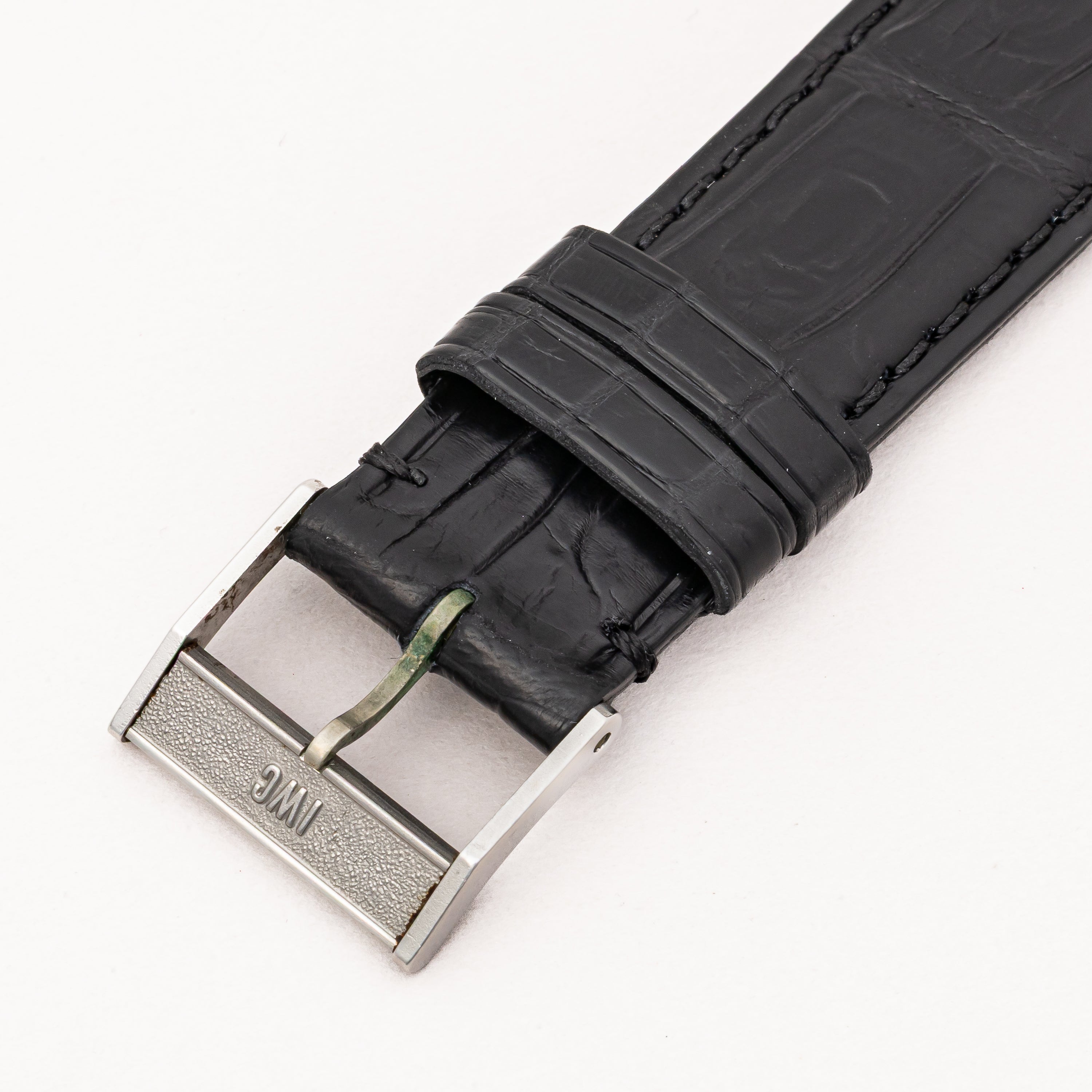 IWC 18金無垢ホワイトゴールドクッションケース 1973年製 ローマンダイヤル 箱・純正尾錠付き 手巻き Cal.423