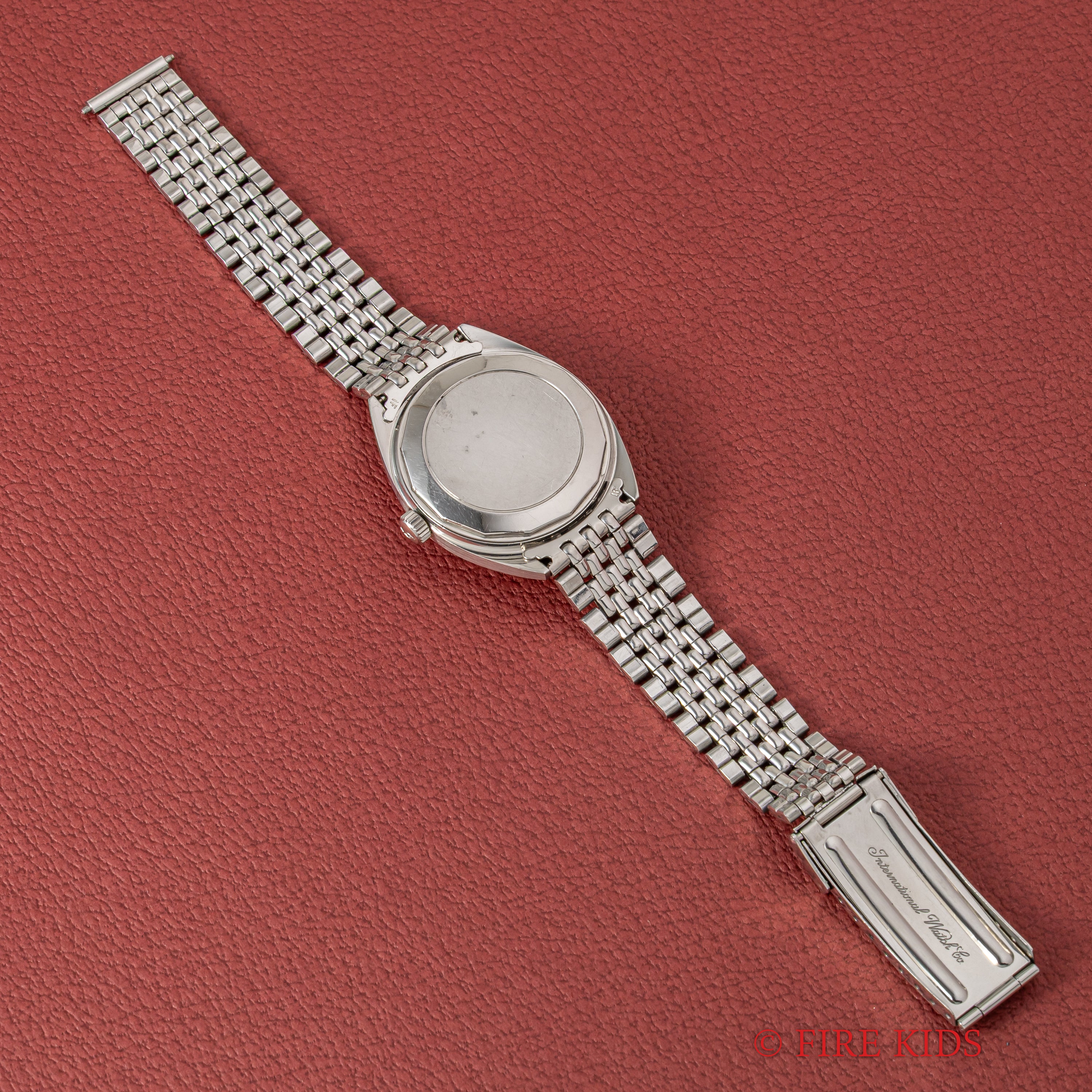 IWC ヨットクラブ 1975年製 ペラトン式自動巻き Cal.8541B 純正ゲイフレアーブレス付き