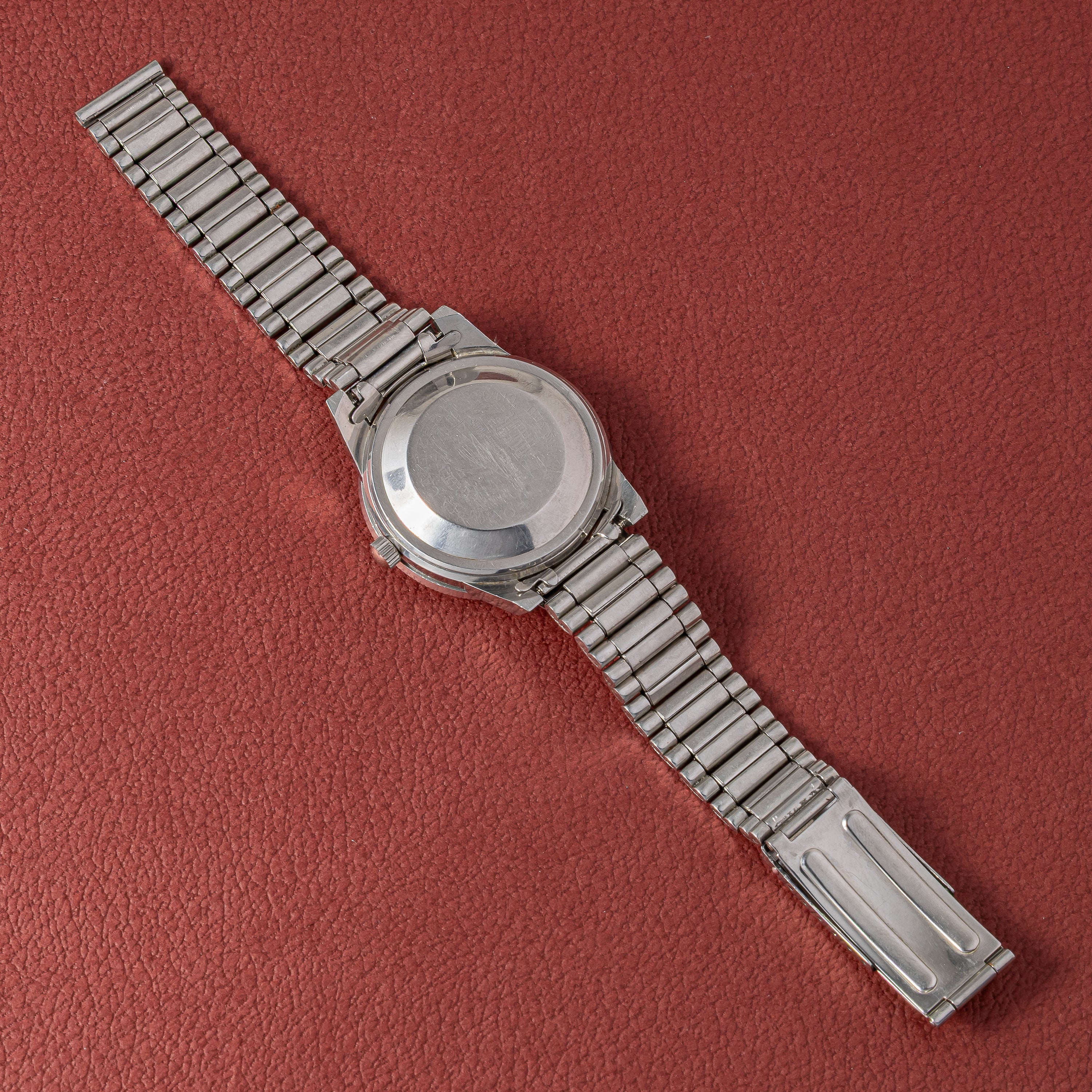 オリエント カレンダーオート 1960年代製 ダイバーズウォッチ ブラックダイヤル アローハンド