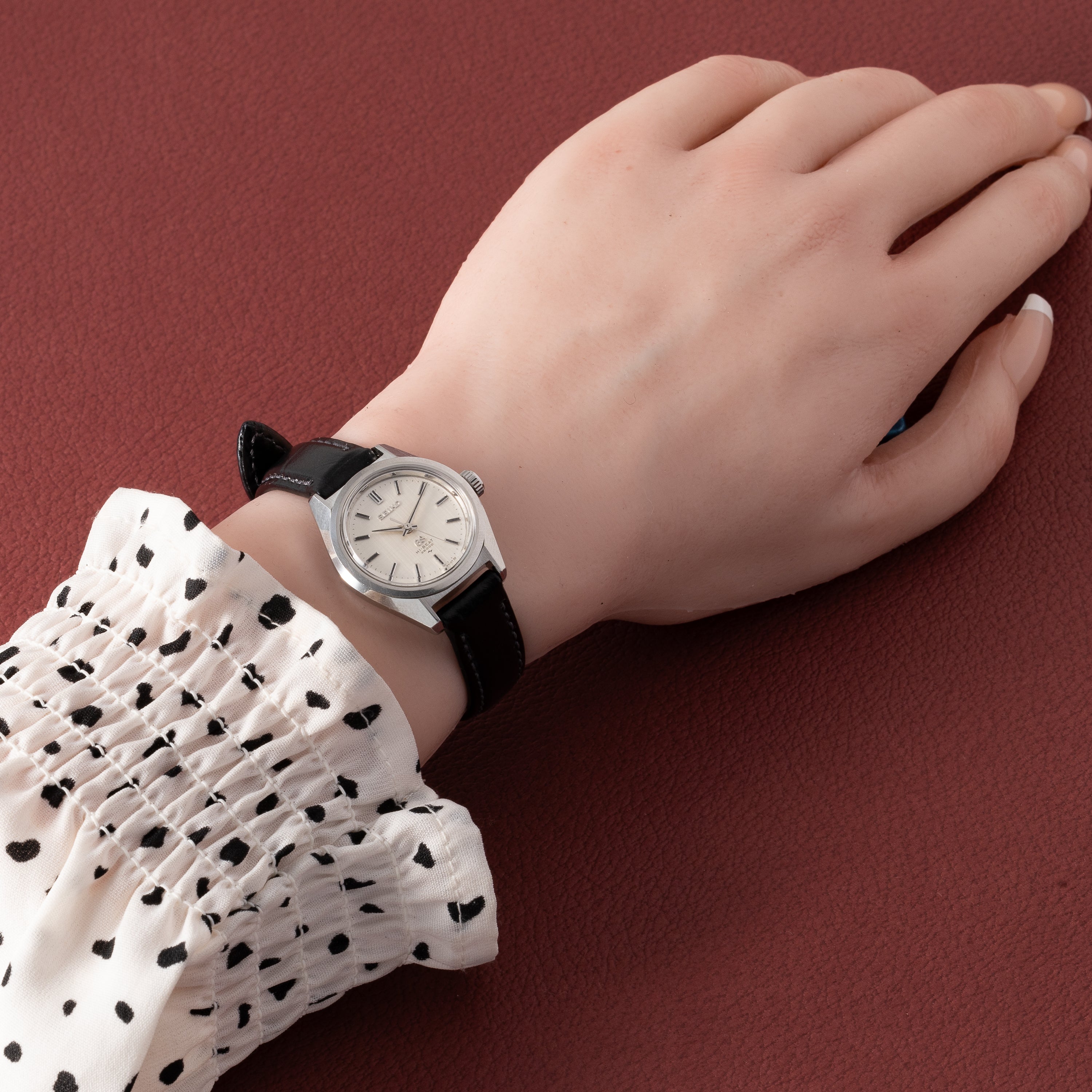 グランドセイコー レディース 1969年製 Ref.1964-0010 手巻き 10振動