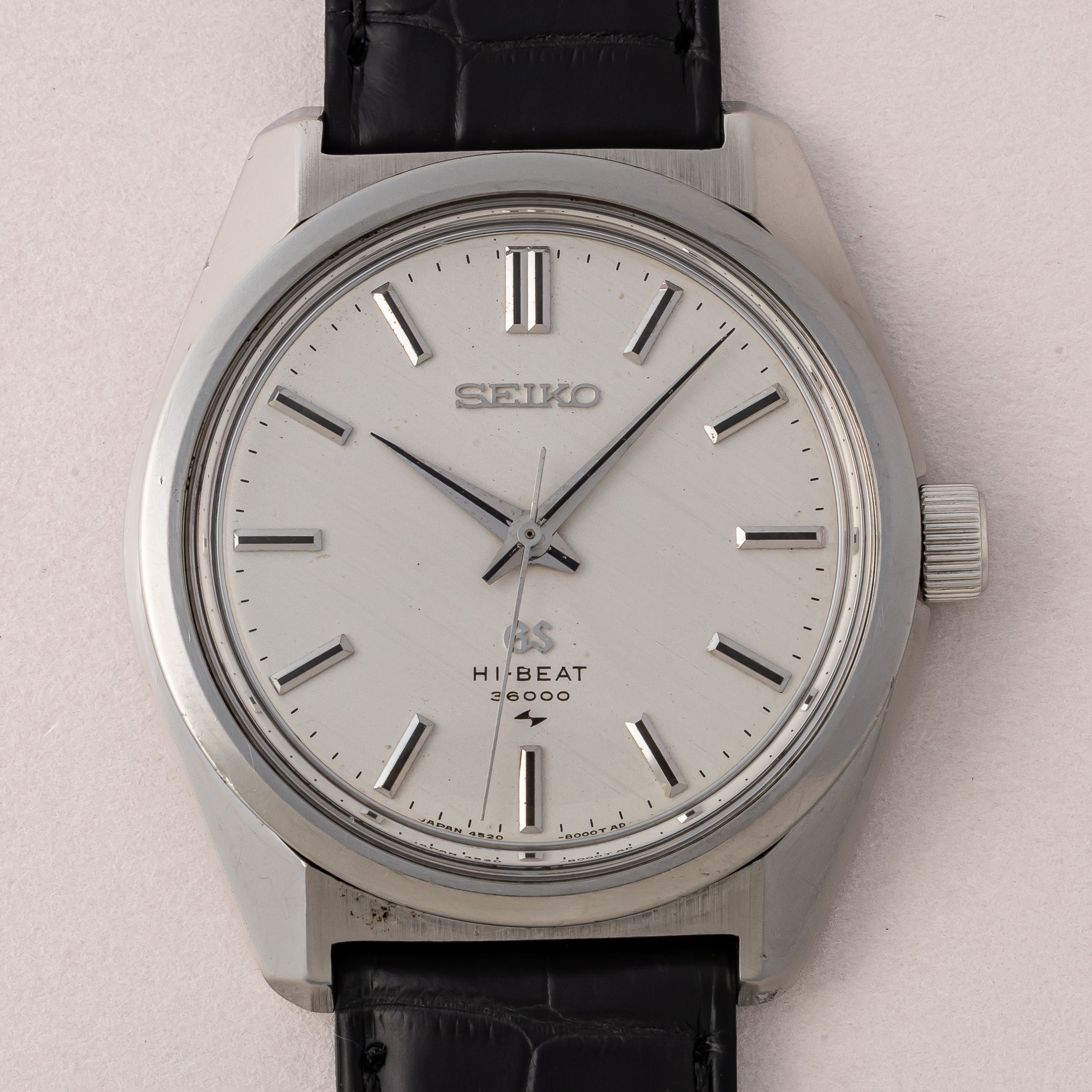 グランドセイコー ハイビート手巻き10振動 36000 1968年製 Ref.4520-8000 45GS