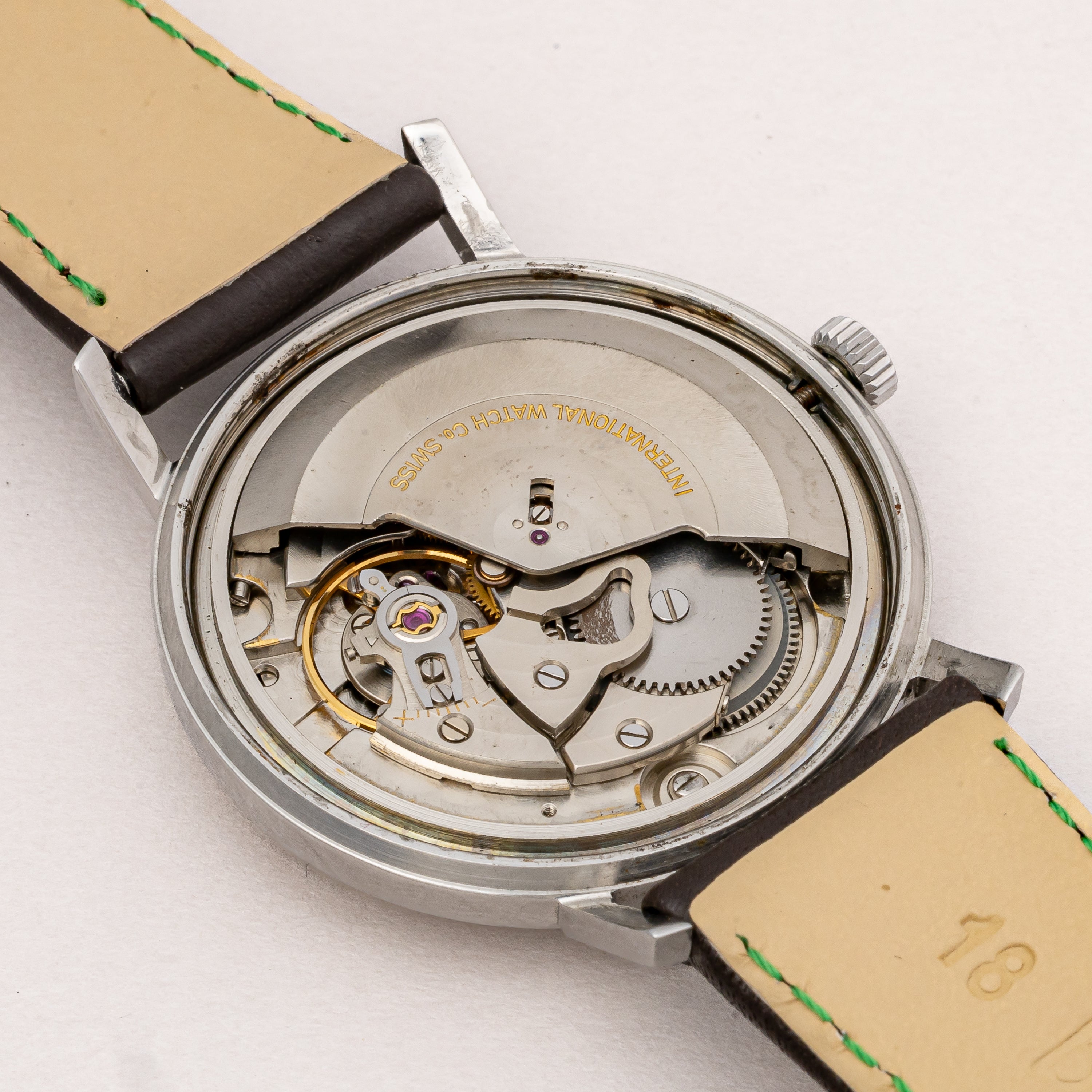 IWC ラウンドケース 1967年製 Ref.R808 ペラトン式自動巻き Cal.8541