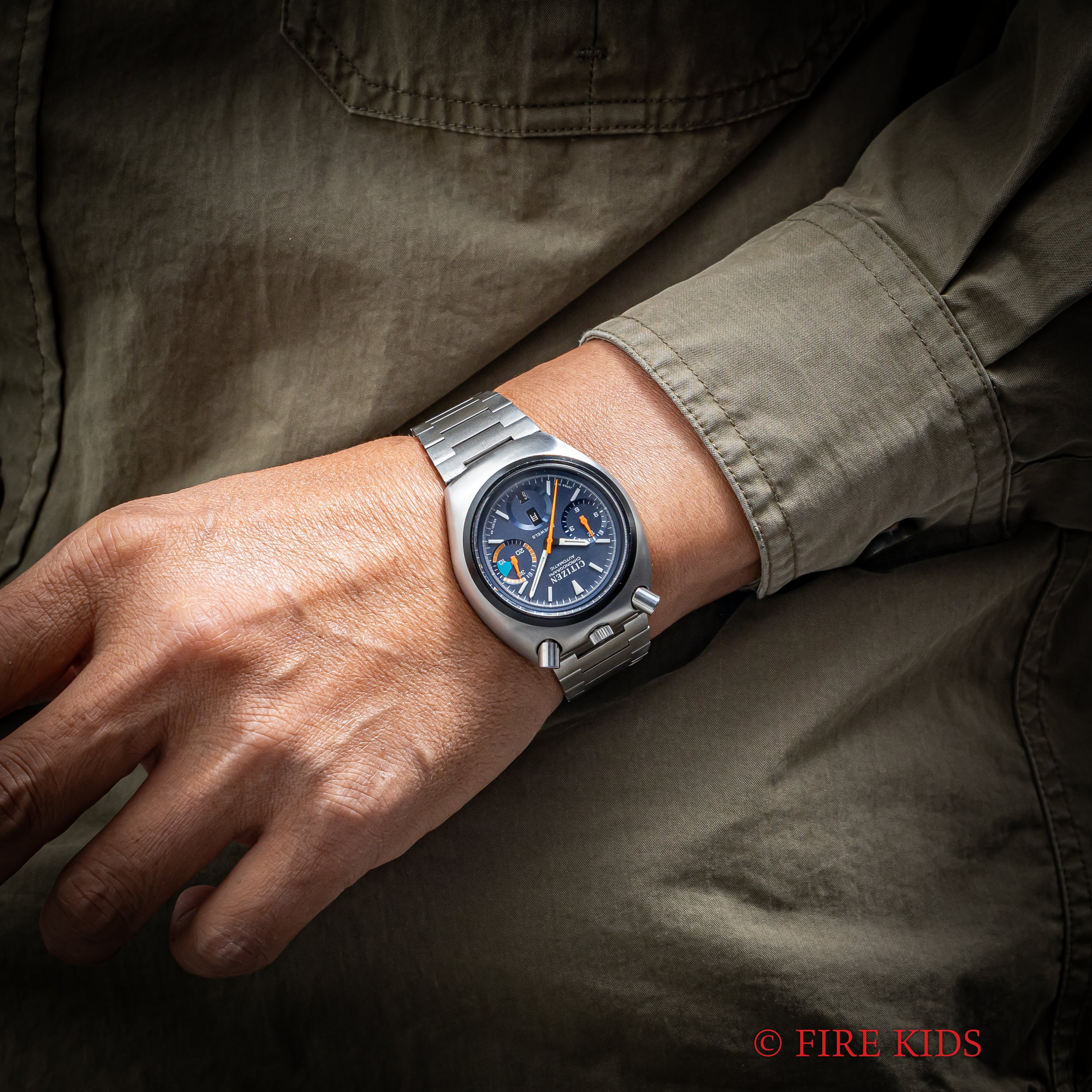 シチズン ツノクロノ チャレンジタイマー 1973年製 ダークブルーダイヤル 自動巻きクロノグラフ 純正ブレス