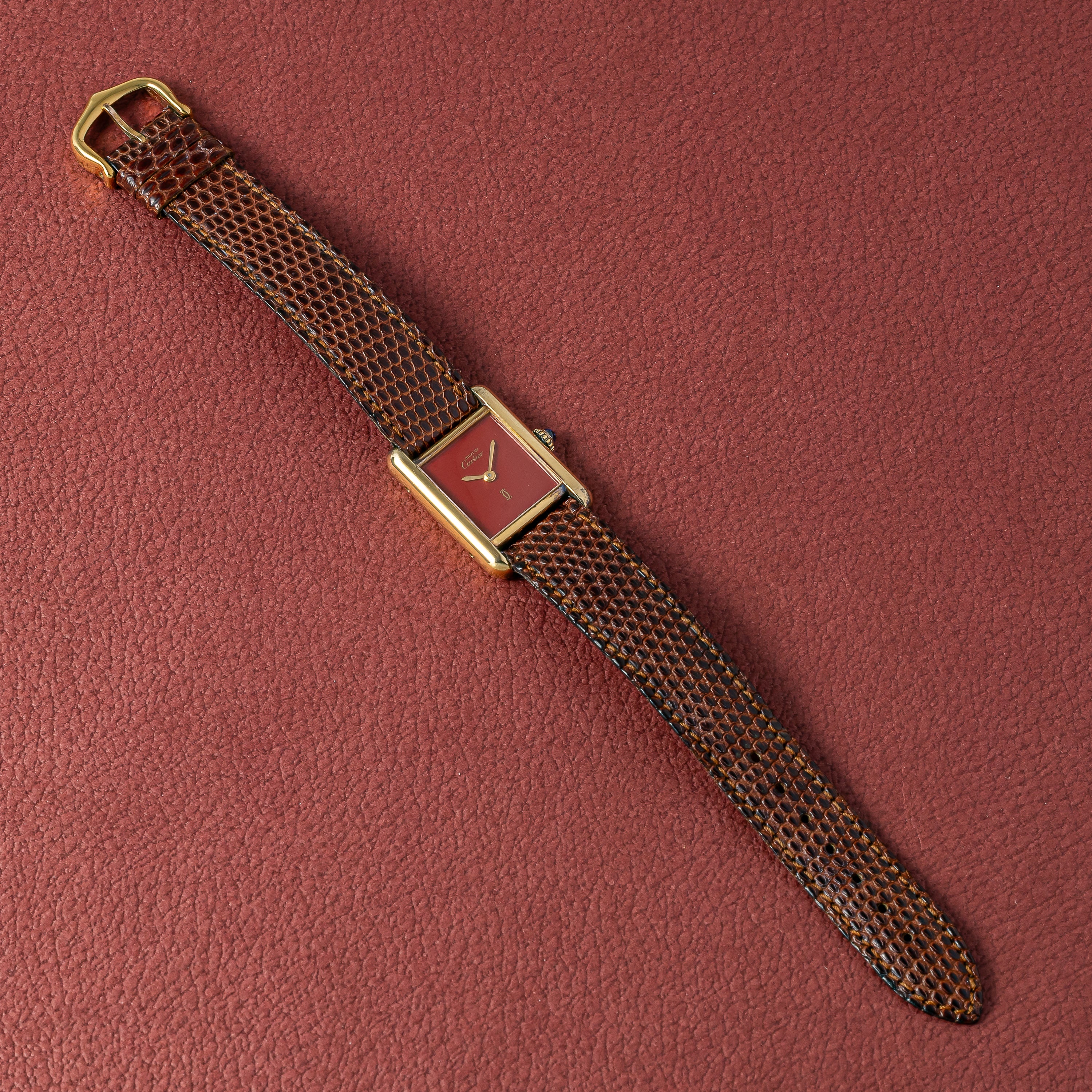 カルティエ マストタンク 1980年代製 SMサイズ 手巻き ボルドーダイヤル 純正革ベルト、純正尾錠付き