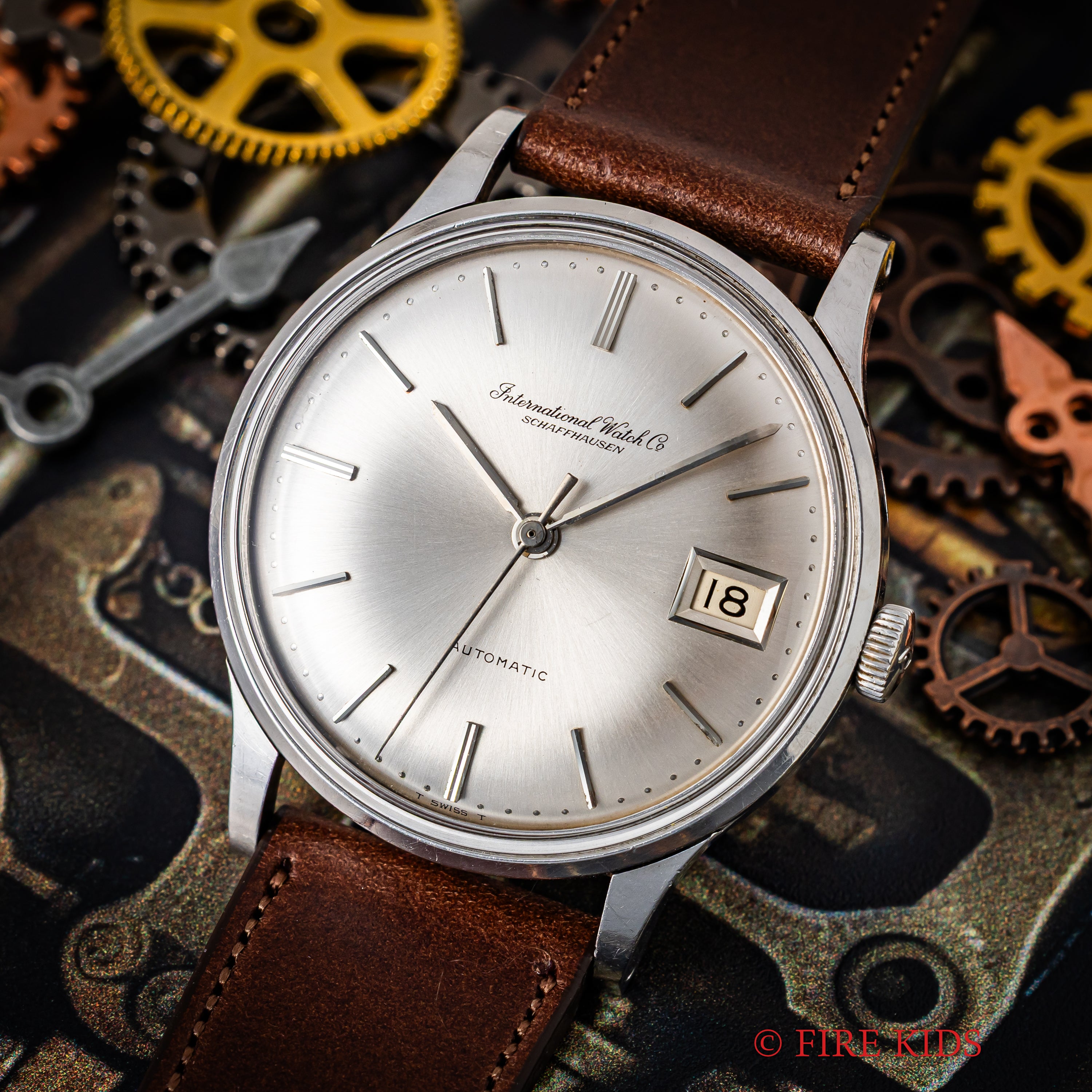 【341】小雪ページ IWC ラウンドケース 1966年製 Ref.809A ペラトン式自動巻き Cal.8541