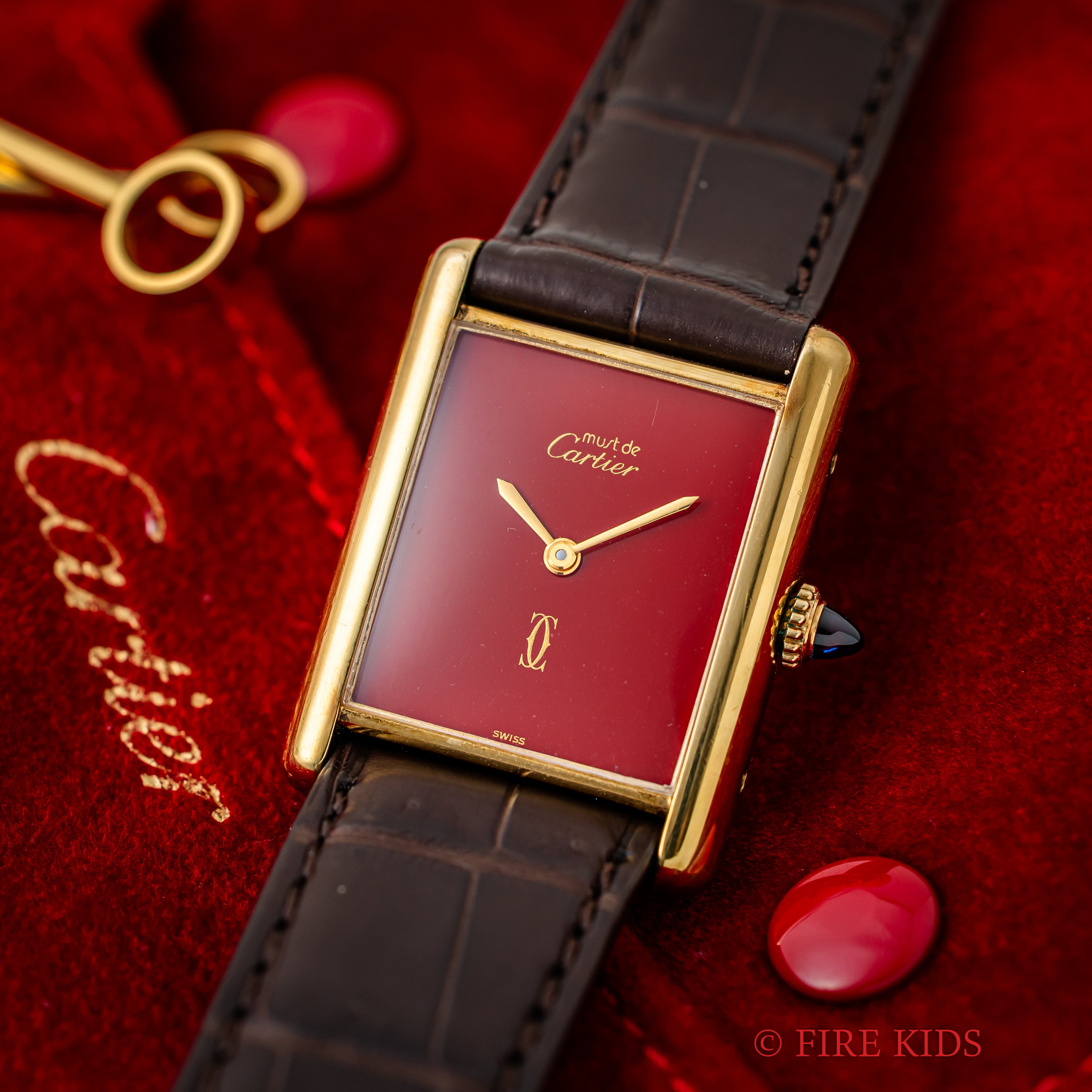 カルティエ マストタンク 1980年代製 LMサイズ 手巻き ガーネットダイヤル