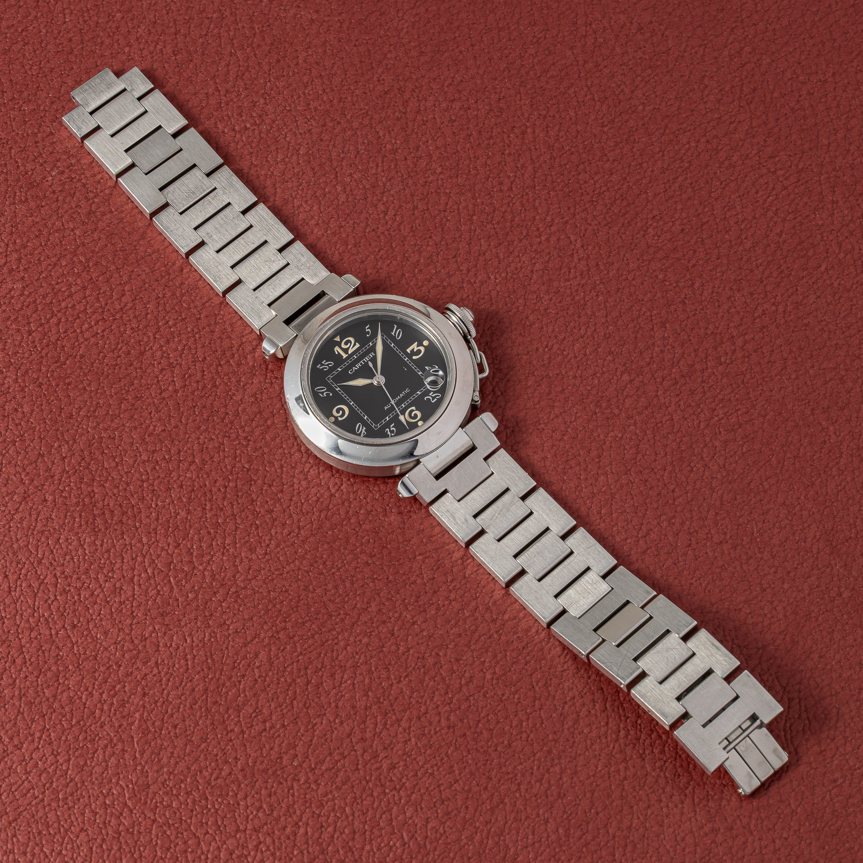 カルティエ パシャC ブラックダイヤル 35㎜ 自動巻トリチウム夜光