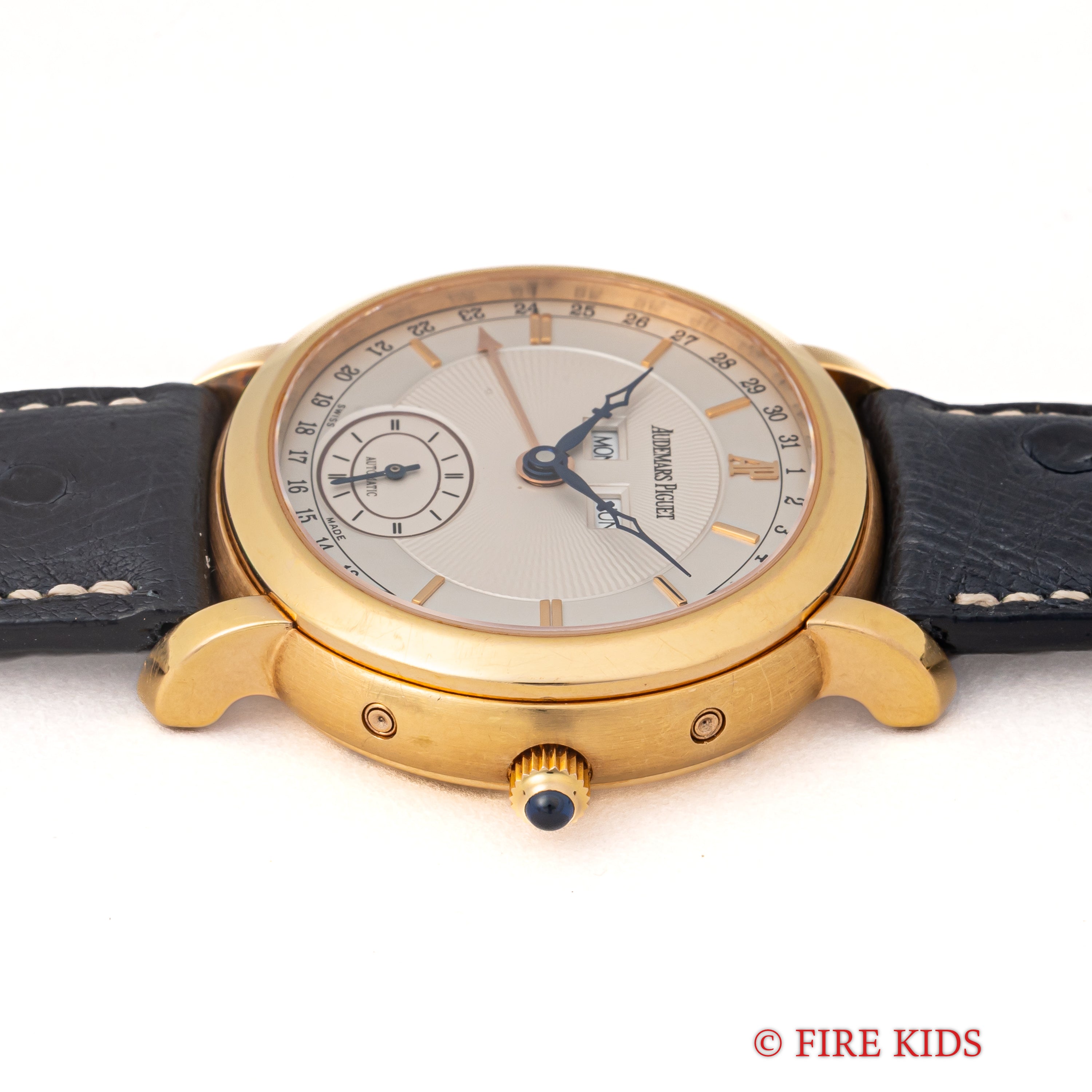 オーデマ・ピゲ ミレネリー 2001年製 トリプルカレンダー  409本限定18金無垢イエローゴールド