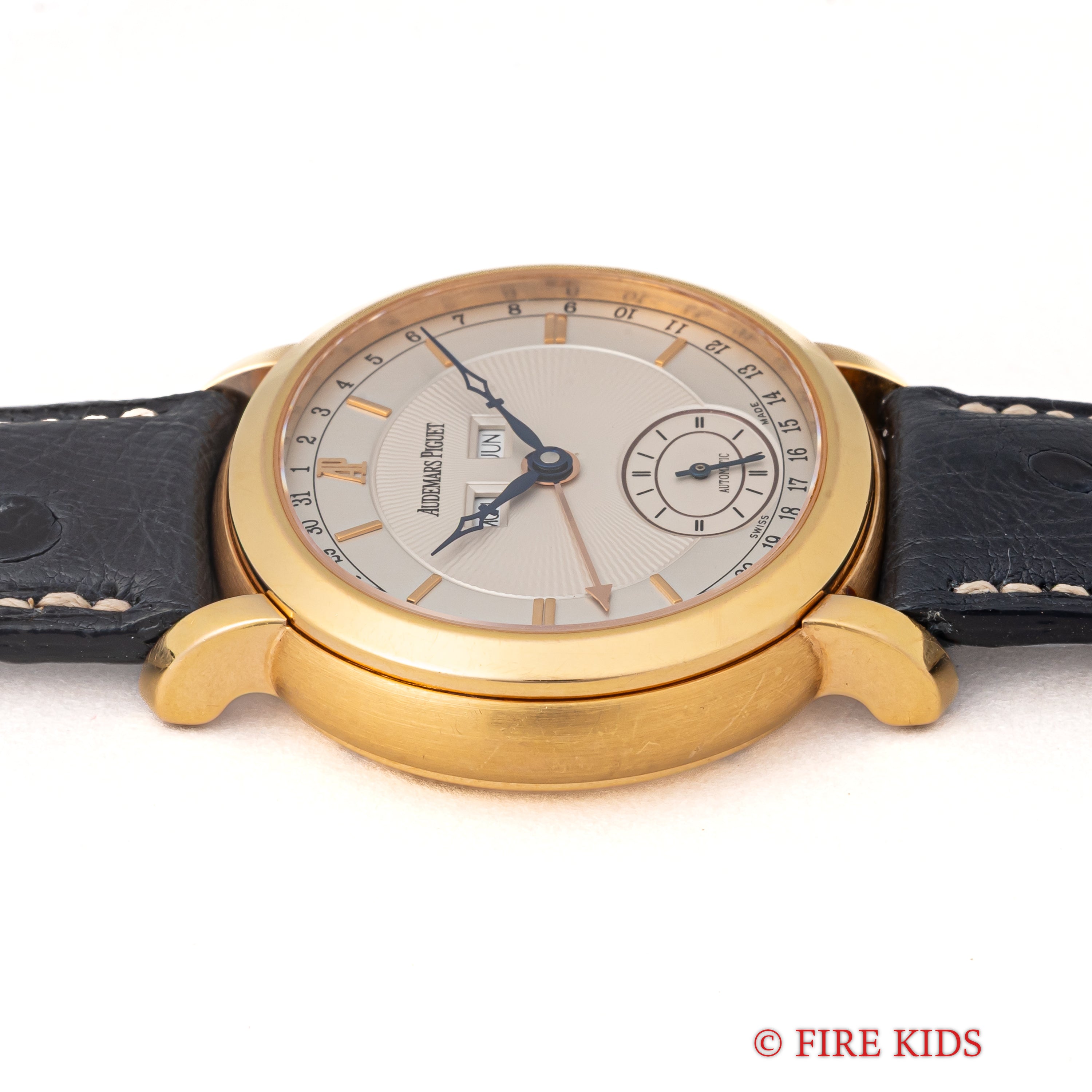 オーデマ・ピゲ ミレネリー 2001年製 トリプルカレンダー  409本限定18金無垢イエローゴールド