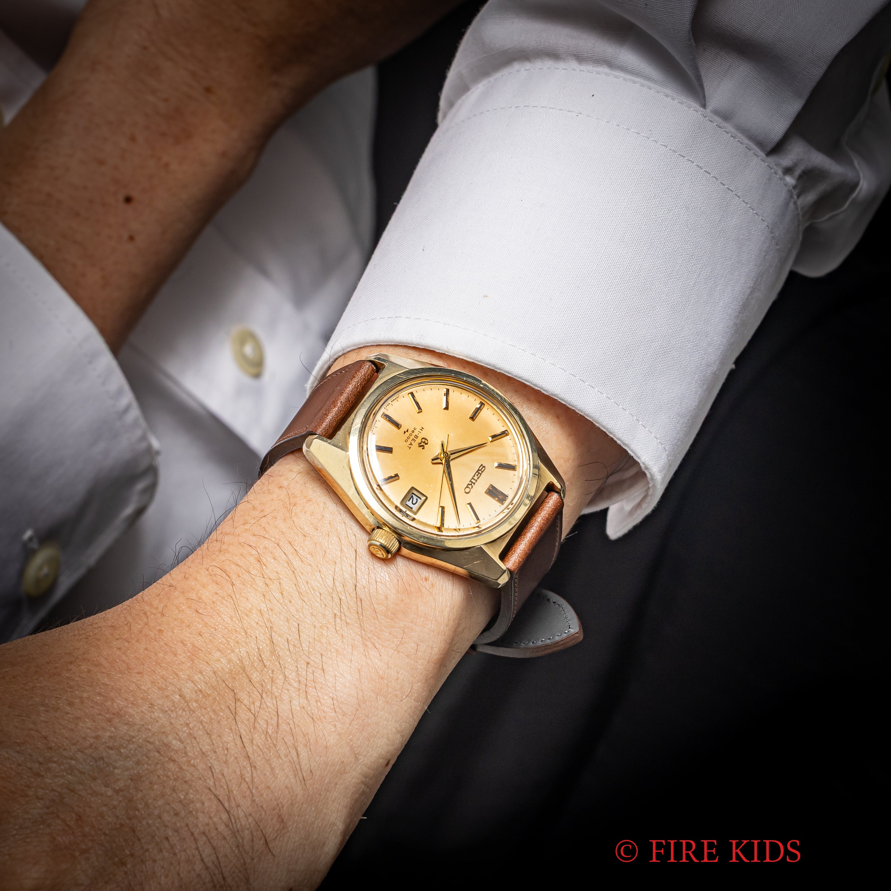 グランドセイコー 1969年製 10振動手巻 Ref.4522-8000 CAPゴールド 45GS パティーナダイヤル