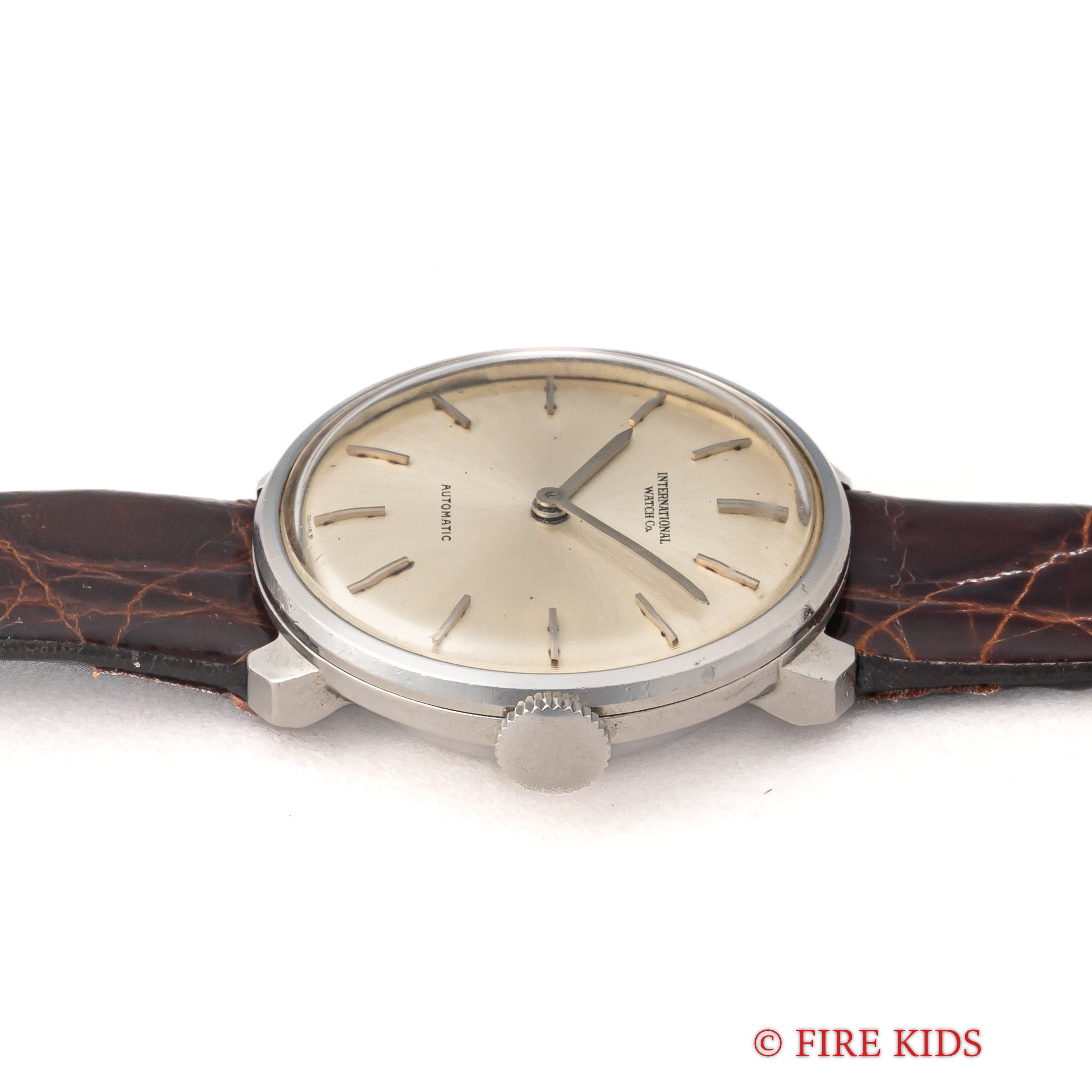 IWC ラウンドモデル レディース 1969年製 ペラトン式自動巻 Cal.44