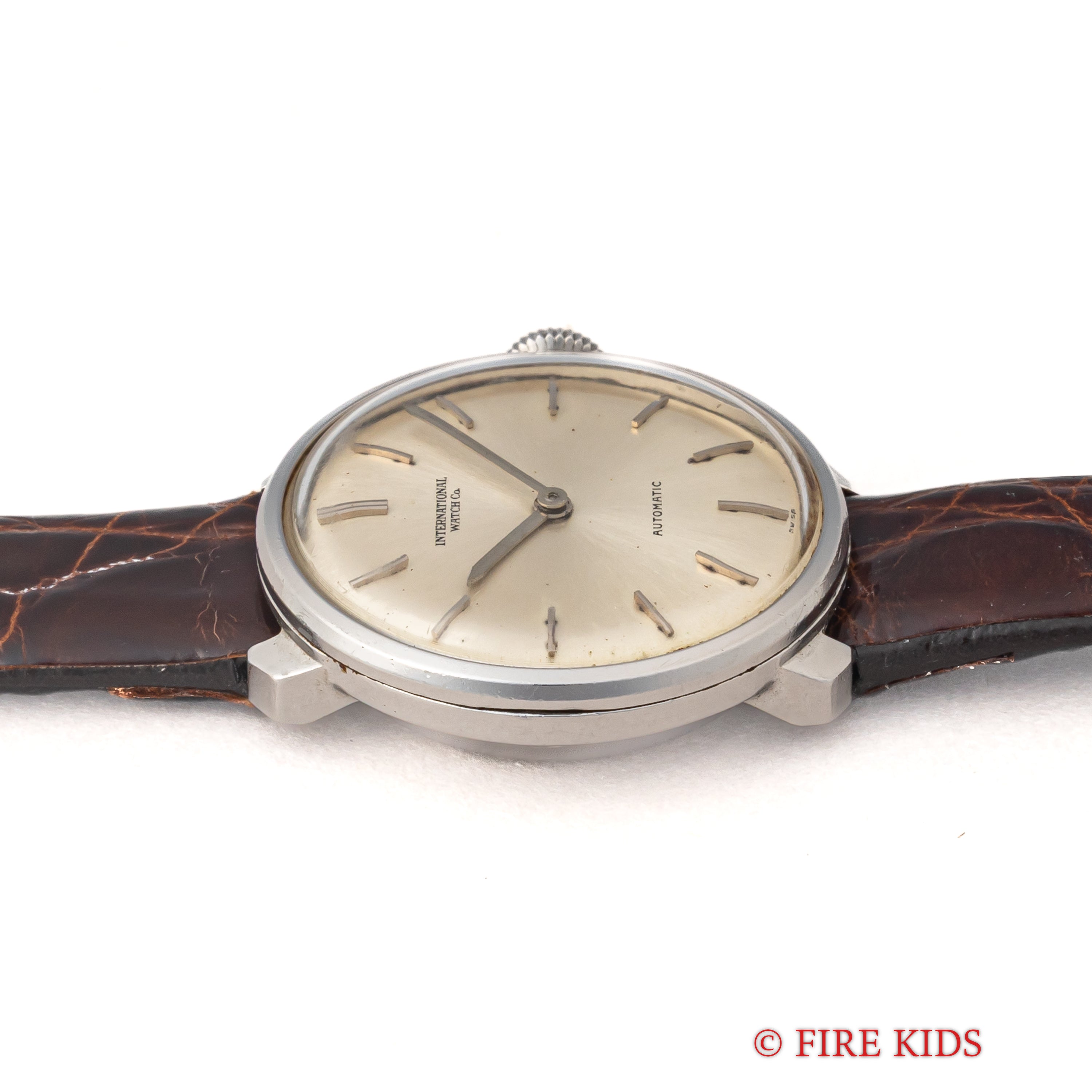 IWC ラウンドモデル レディース 1969年製 ペラトン式自動巻 Cal.44