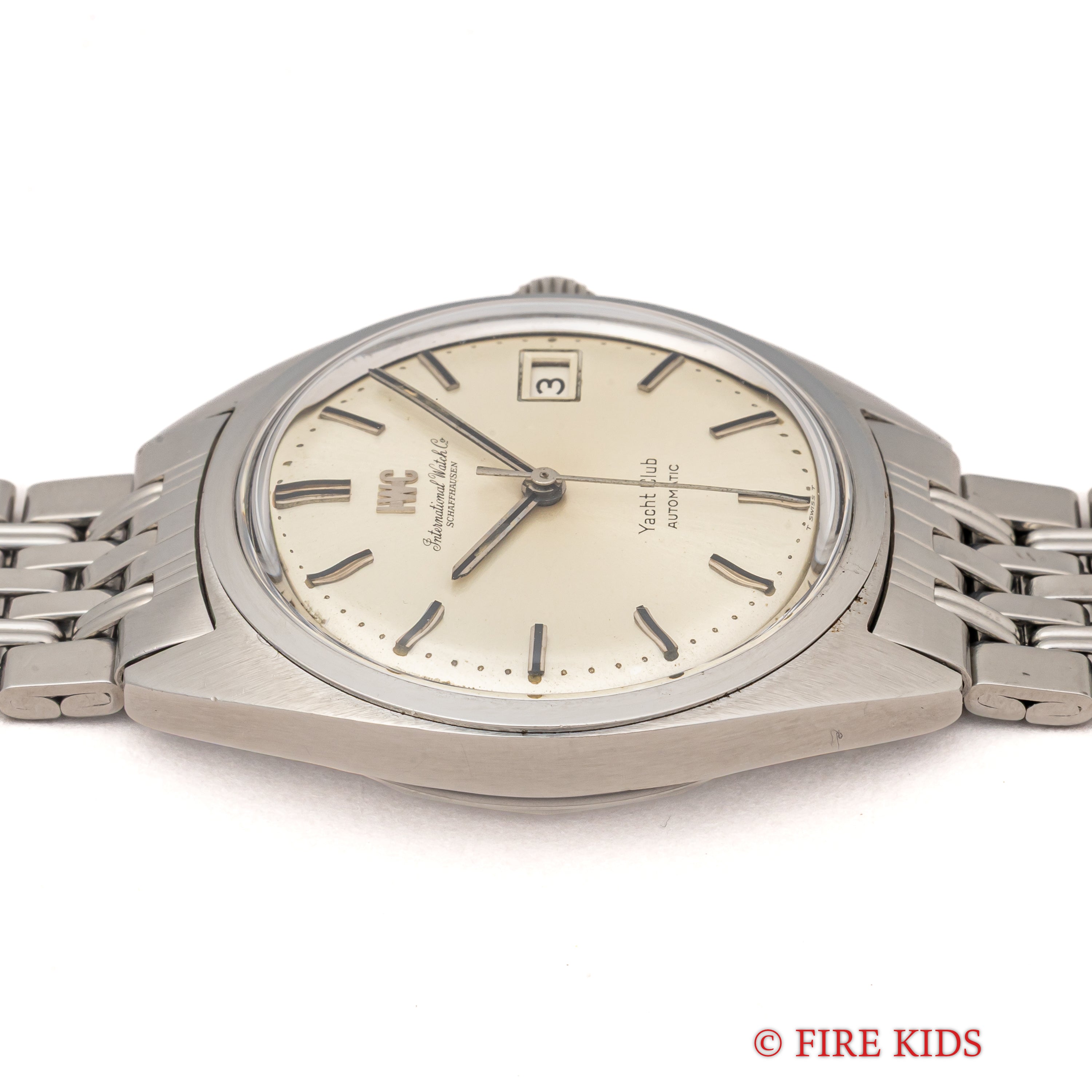 IWC ヨットクラブ 1969年製 Ref.R811 AD ペラトン式自動巻き Cal.8541B 純正ゲイフレアーブレス