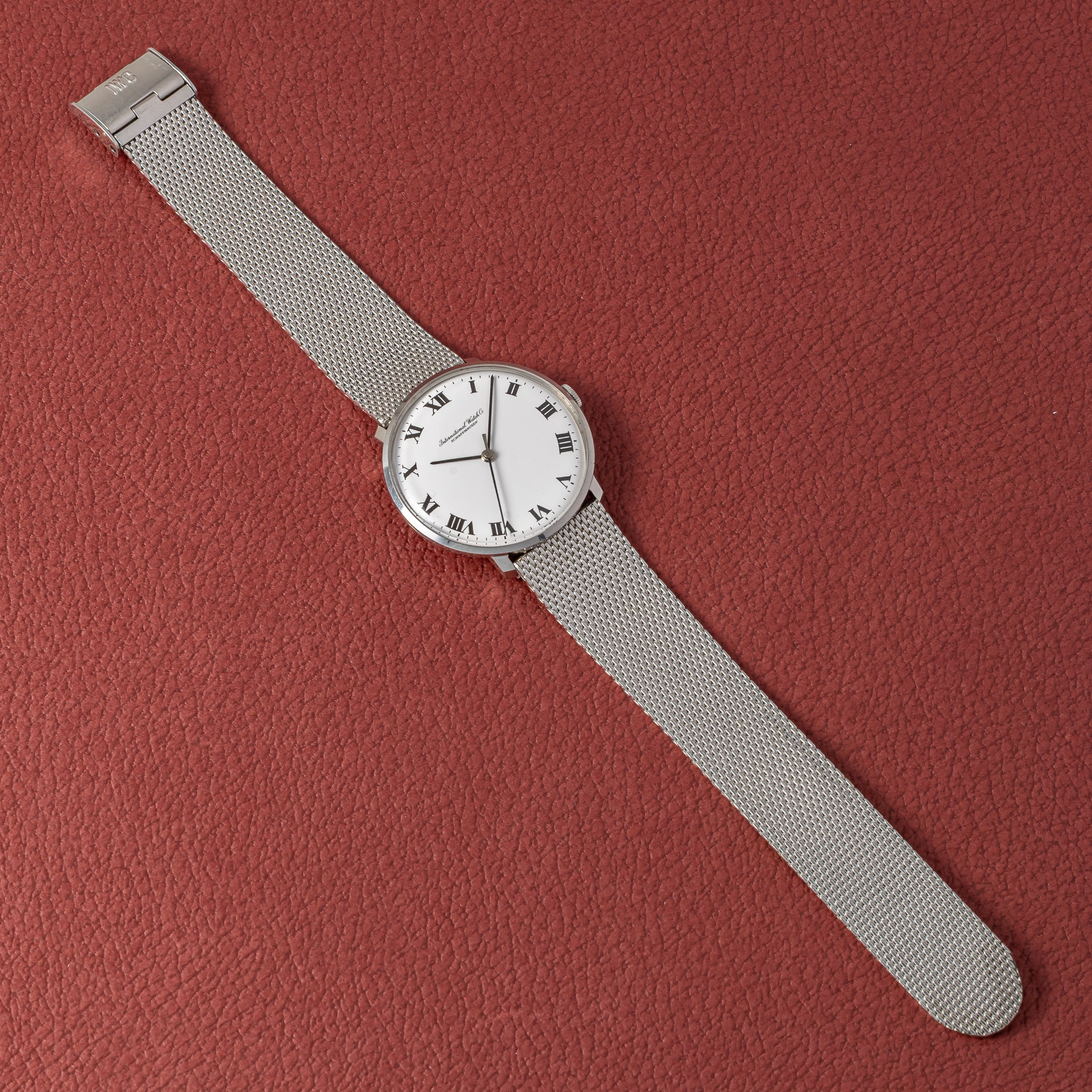 IWC ラウンドケース 1969年製 手巻き Cal.402 ホワイトローマンダイヤル