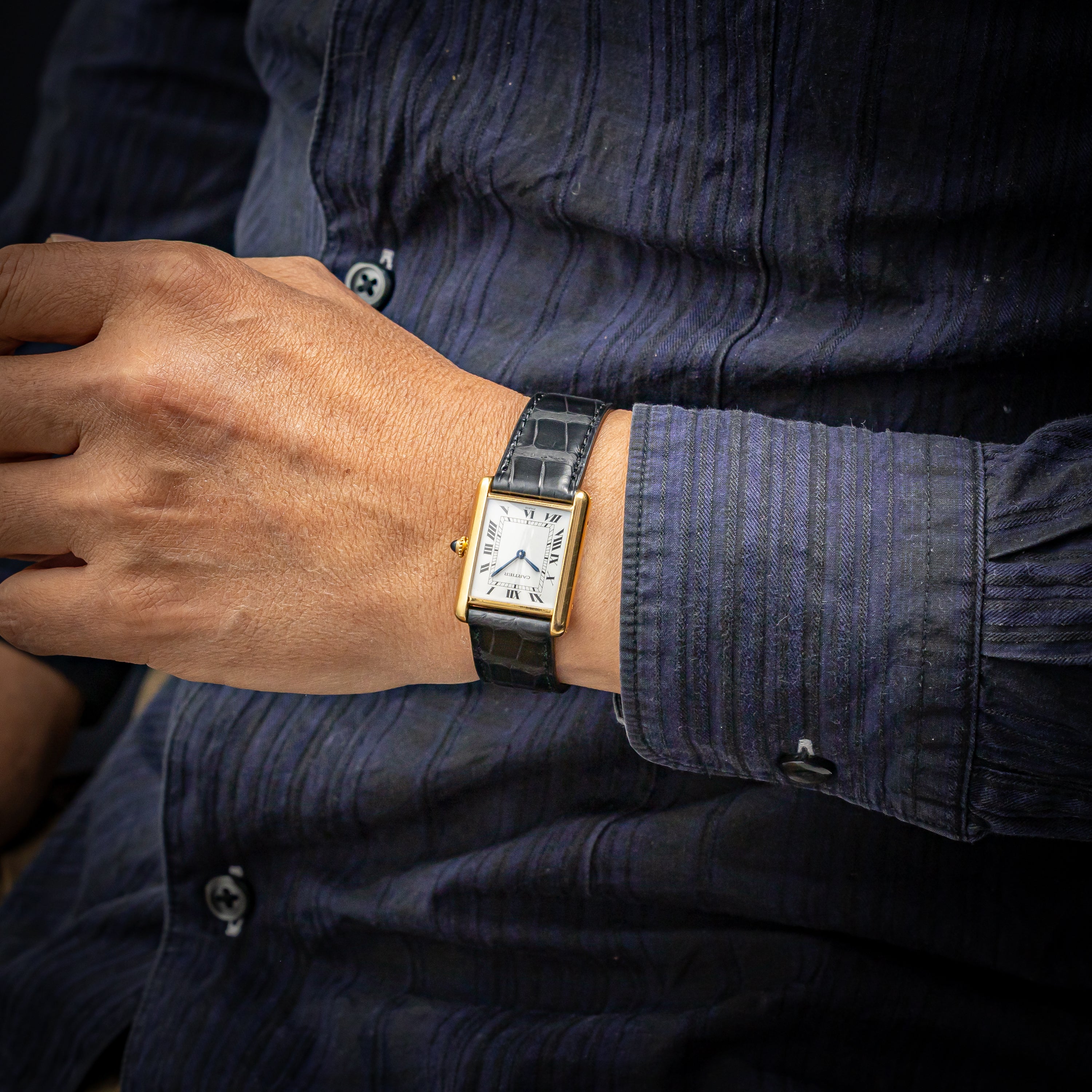 カルティエ タンクルイ18金無垢LMサイズ PARISダイヤル 手巻 1984年ギャラ、箱付き Ref.7808 純正金無垢尾錠付き