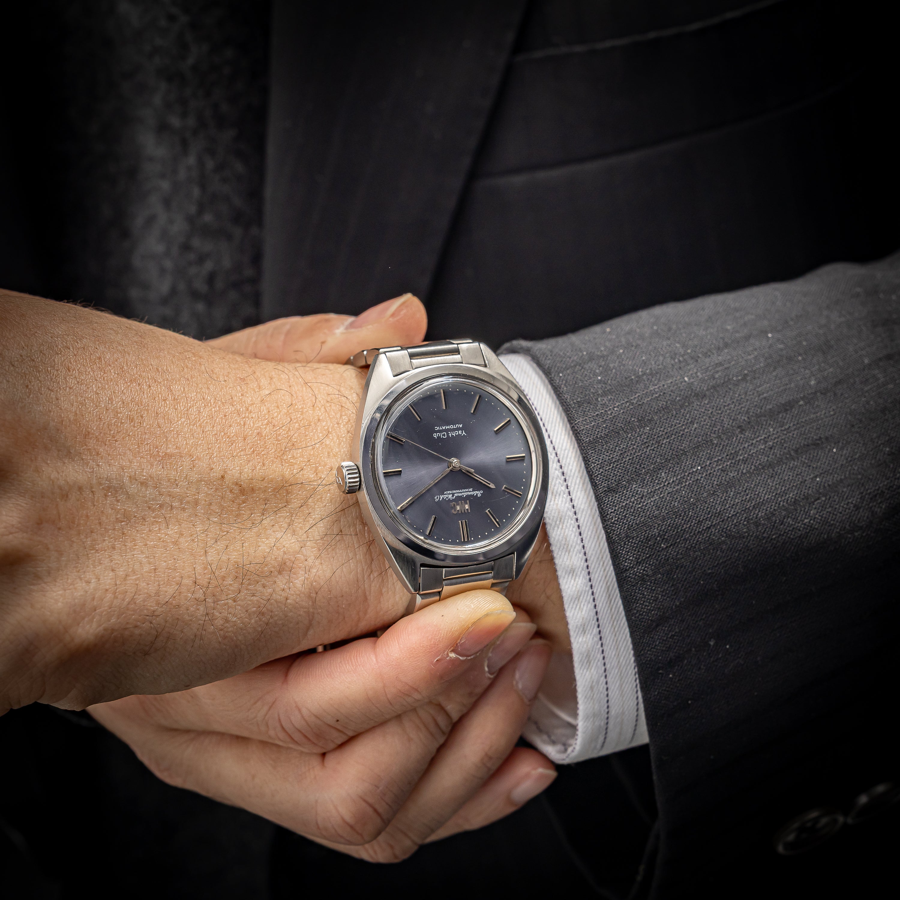 IWC ヨットクラブ 1967年製 Ref.R811AD オリジナルブルーダイヤル ペラトン式自動巻き Cal.854 お魚リューズ ノンデイト ブレス付き