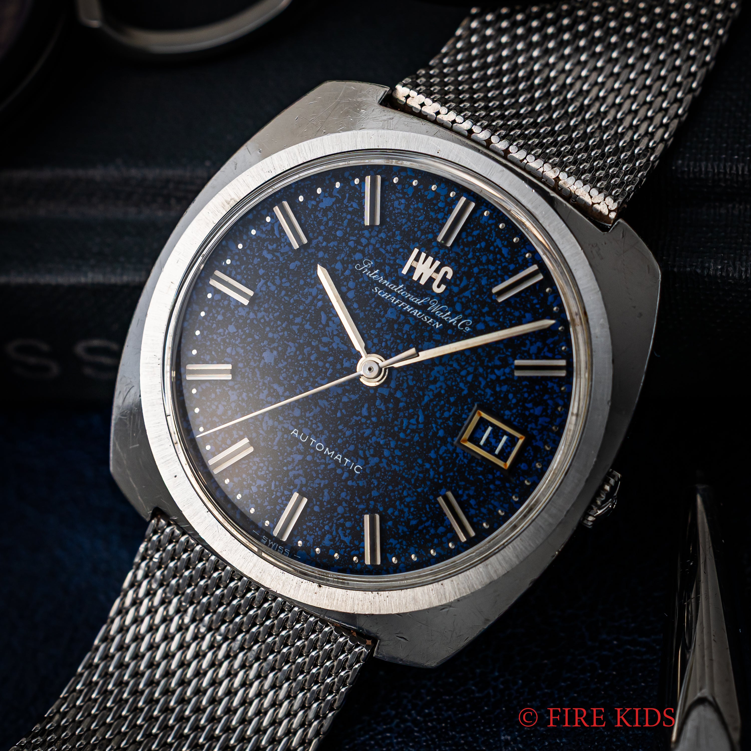 IWC ブルーマーブルダイヤル 1969年製 クッション型ケース 純正メッシュブレス Ref.R814A