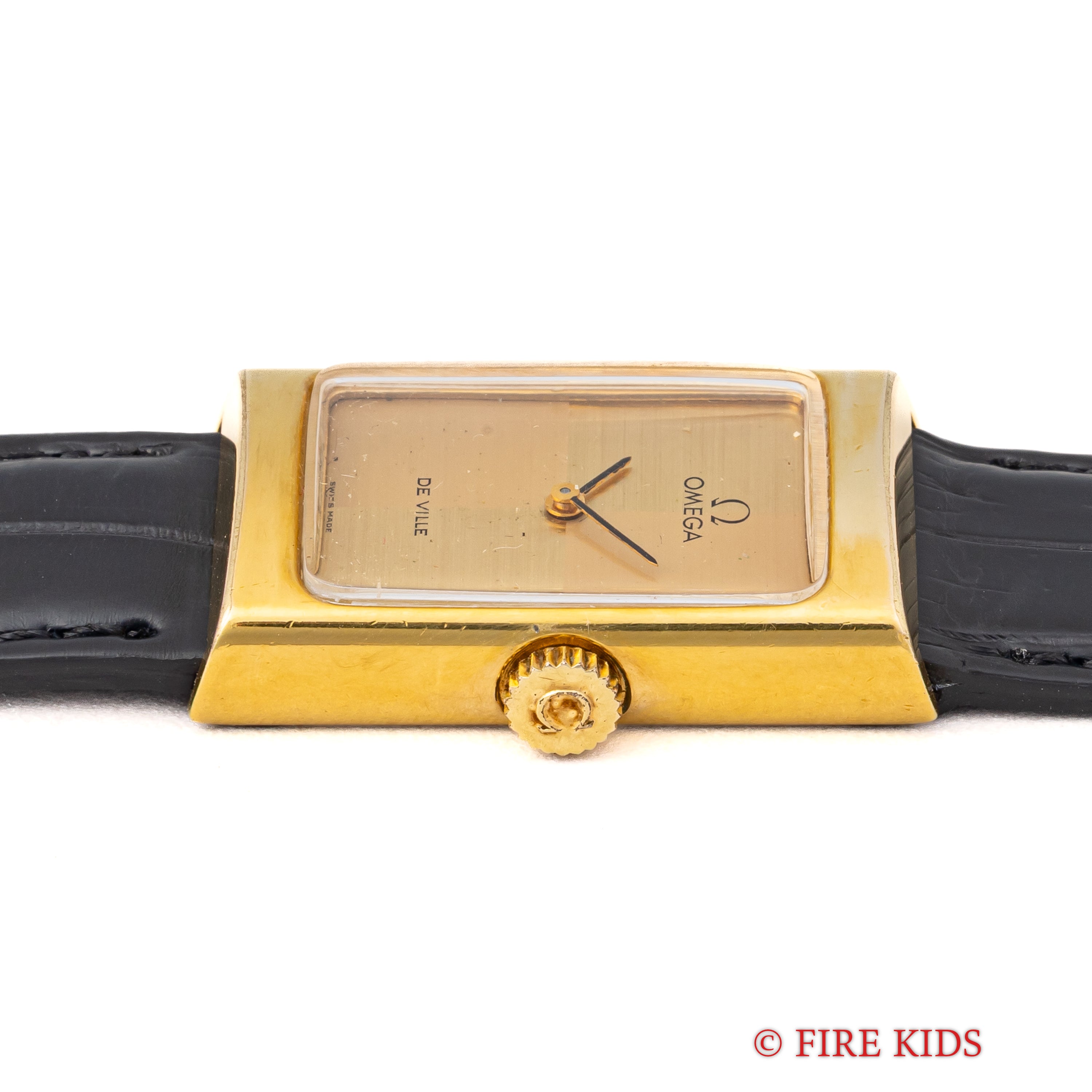 オメガ デ・ヴィル 金張り角型ケース クロスダイヤル 1973年製 手巻き