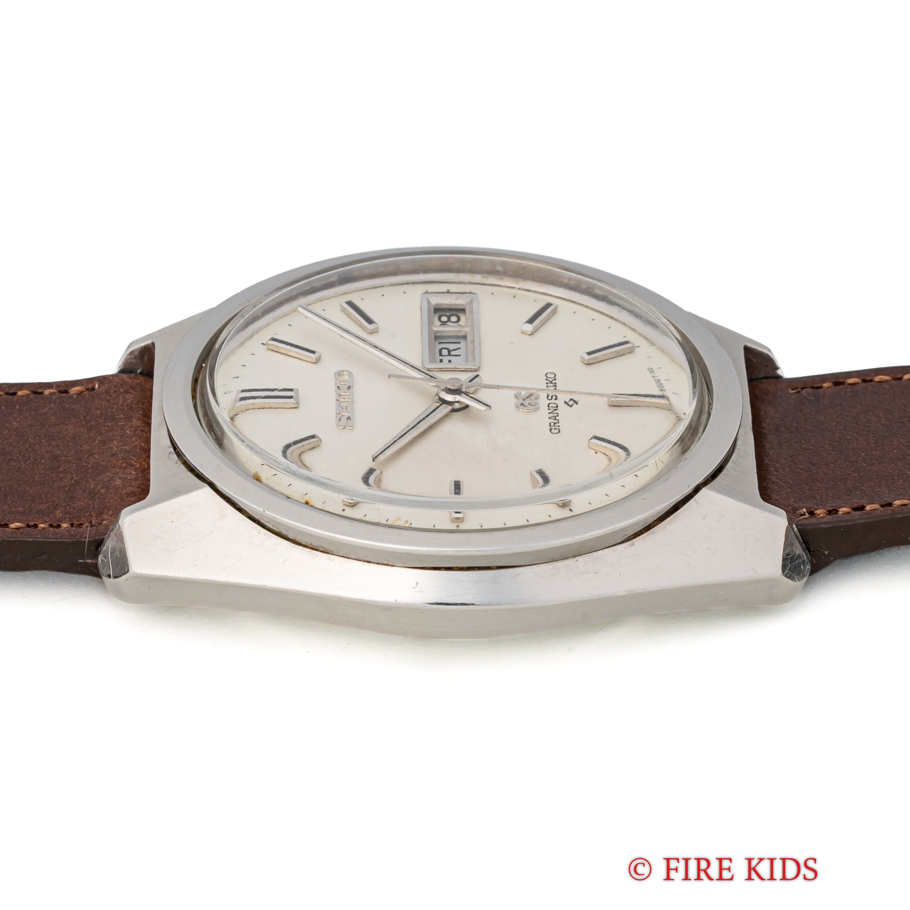 グランドセイコー 1967年製 デイデイト Ref.6146-8000 10振動自動巻 61GS初期型