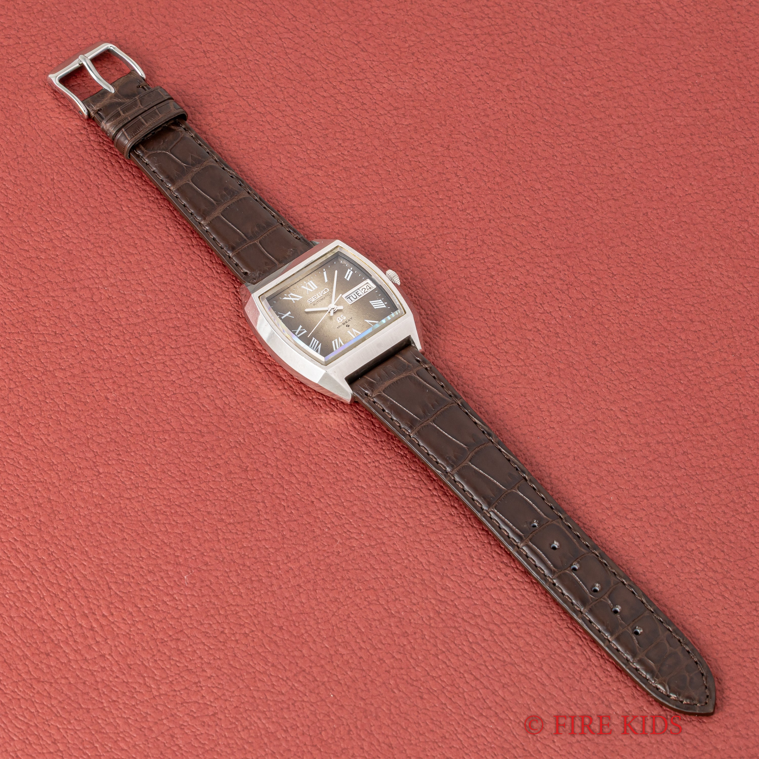 グランドセイコー 1972年製 バレル型ケース Ref.5646-5010 GS グラデーション文字盤