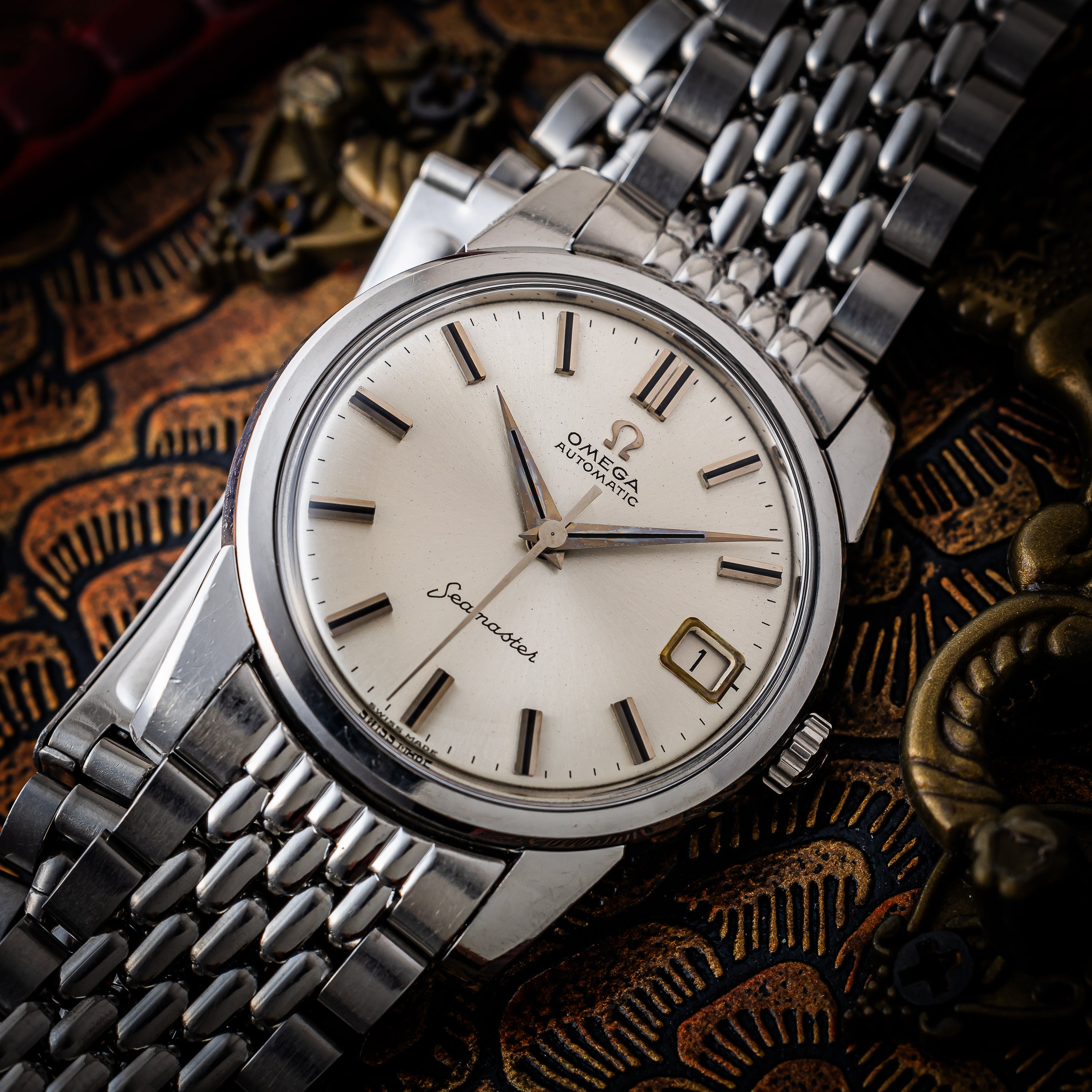 オメガ シーマスター 1963年製 自動巻 Cal.562 シルバーダイヤル 純正ブレス付き