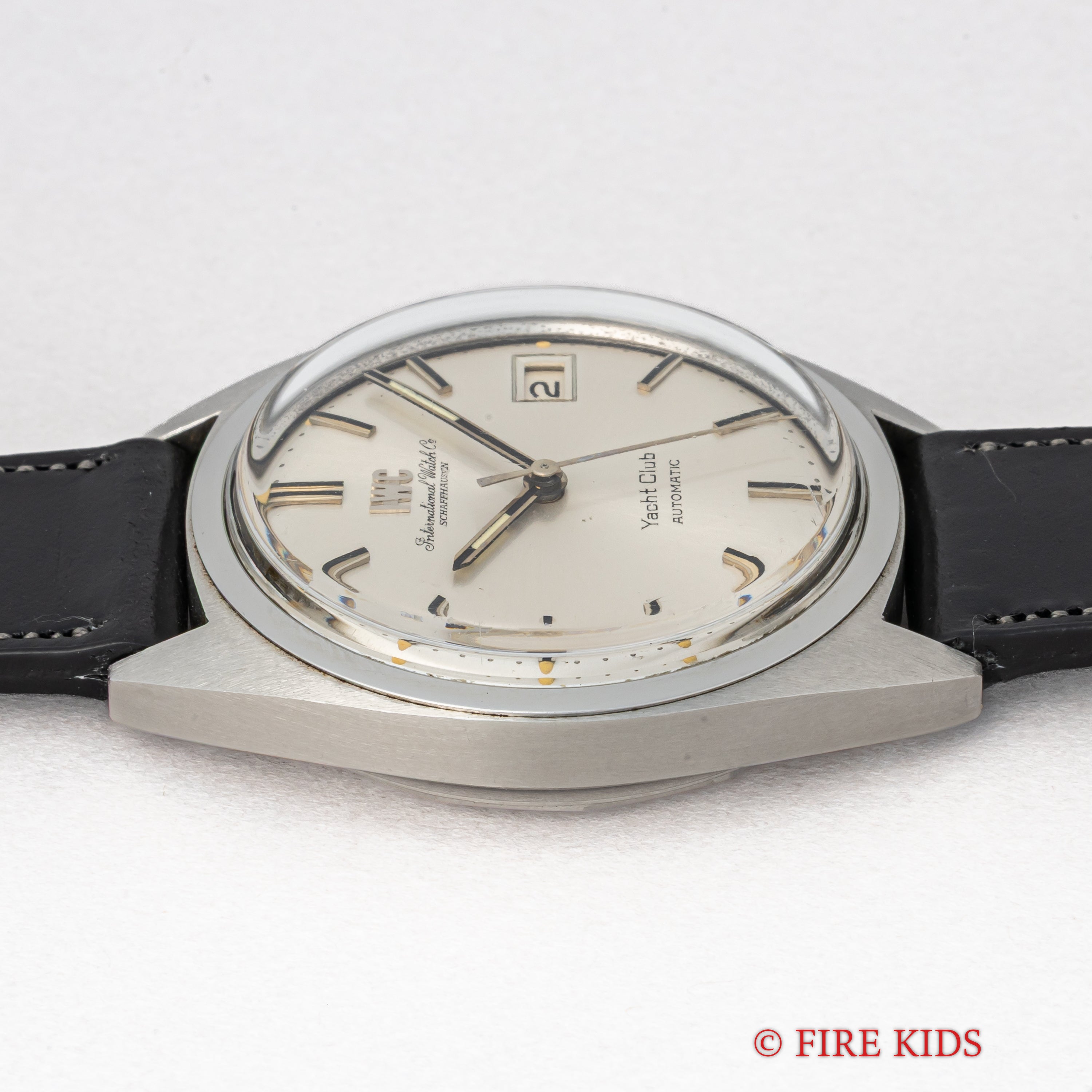 IWC ヨットクラブ 1973年製 シルバーダイヤル ペラトン式自動巻き Ref.R811 Cal.8541B 純正尾錠
