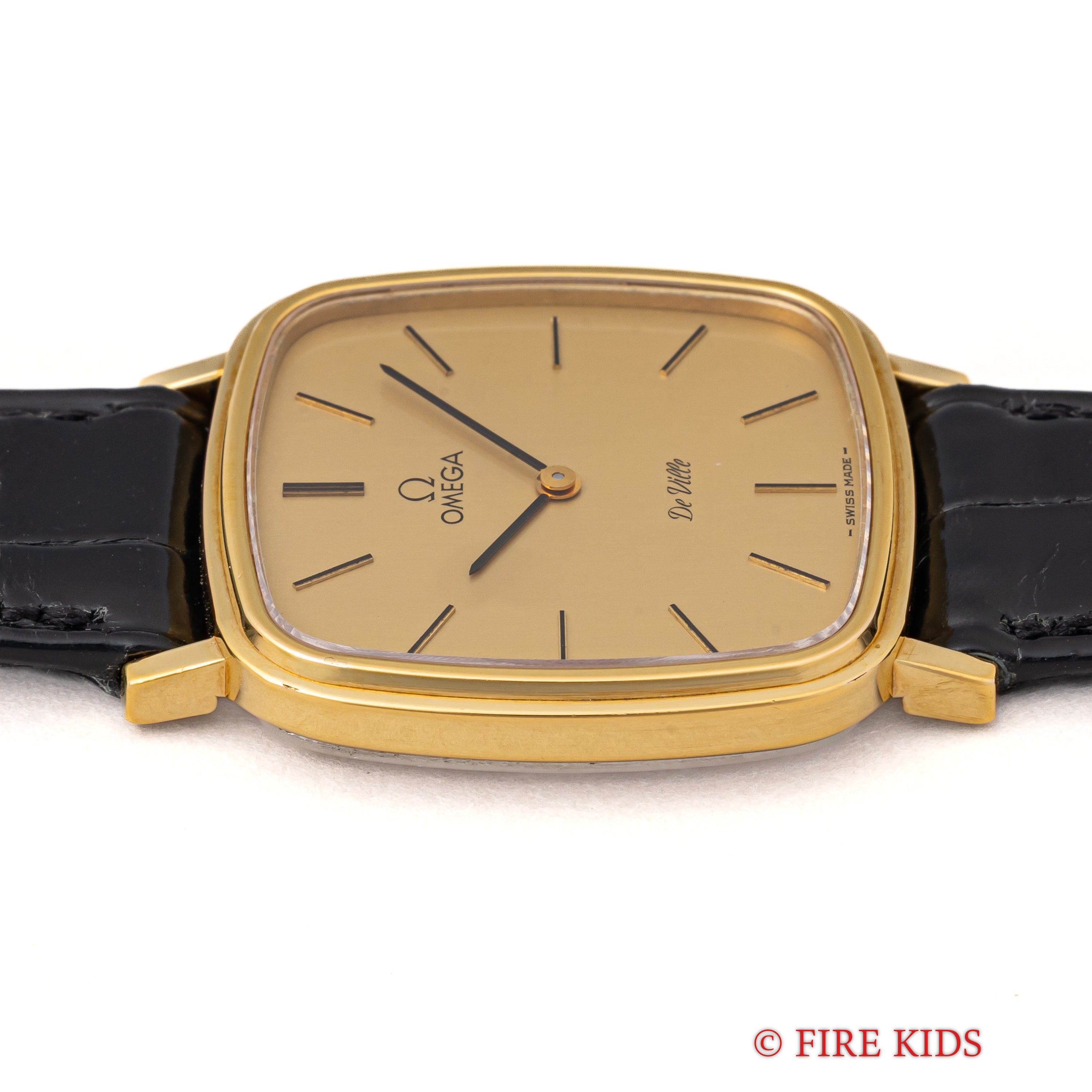 オメガ デ・ヴィル クッションケース 1979年製 シャンパンダイヤル 金張り 純正尾錠付き 手巻き