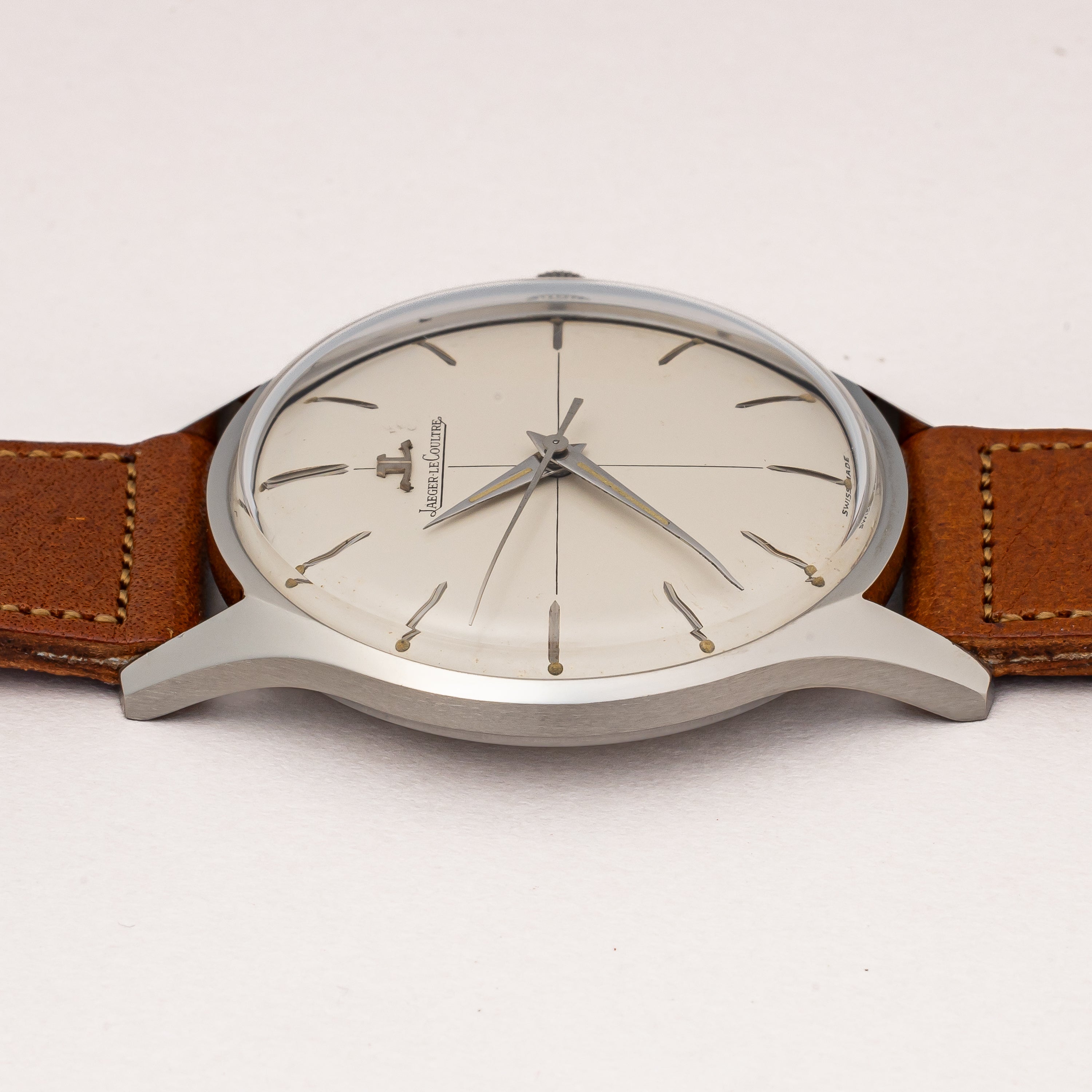 ジャガー・ルクルト ラウンドケース 1960年代製 Ref.E234 クロスライン