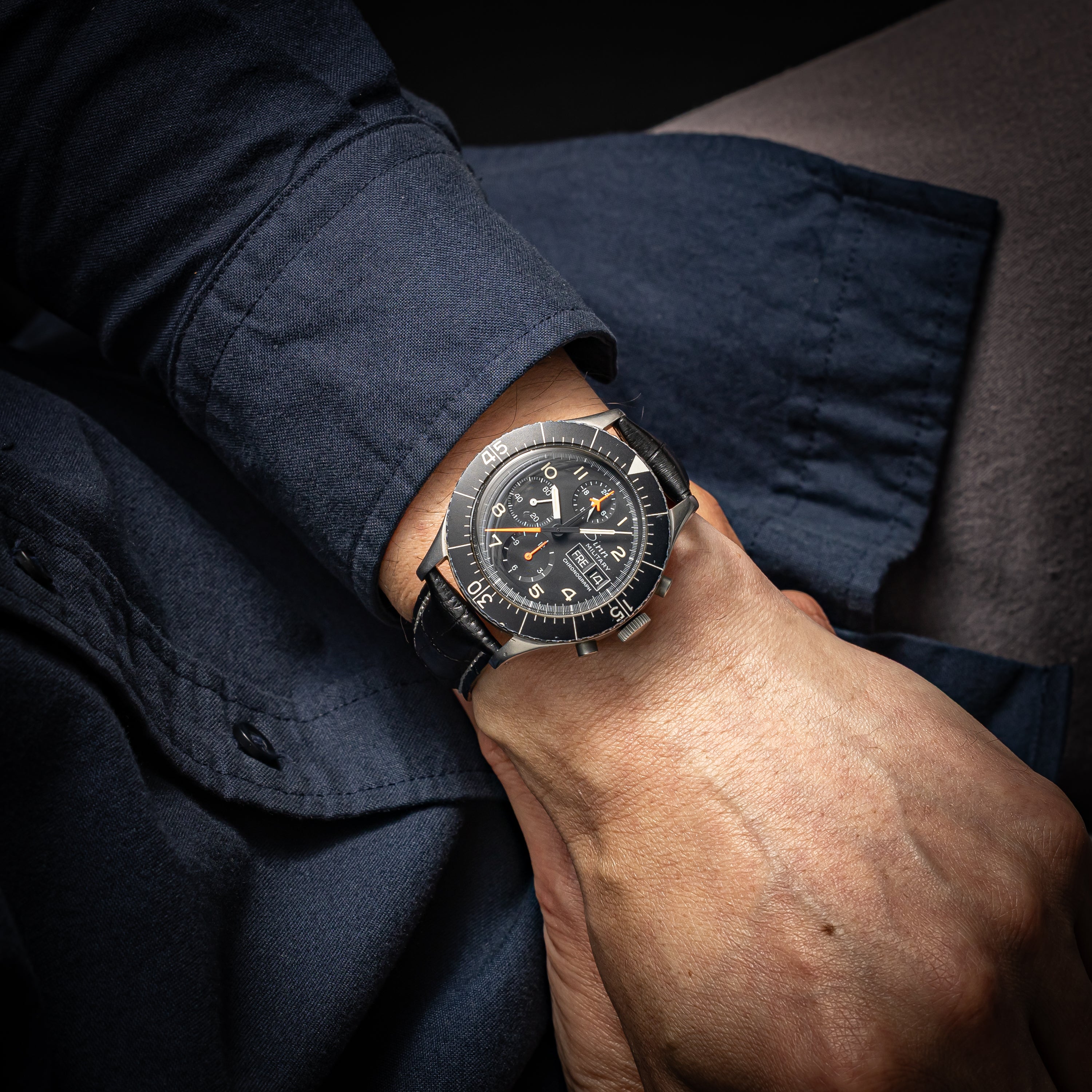 ジン ミリタリークロノグラフ 1990年代製 レマニアCal.5100搭載自動巻き